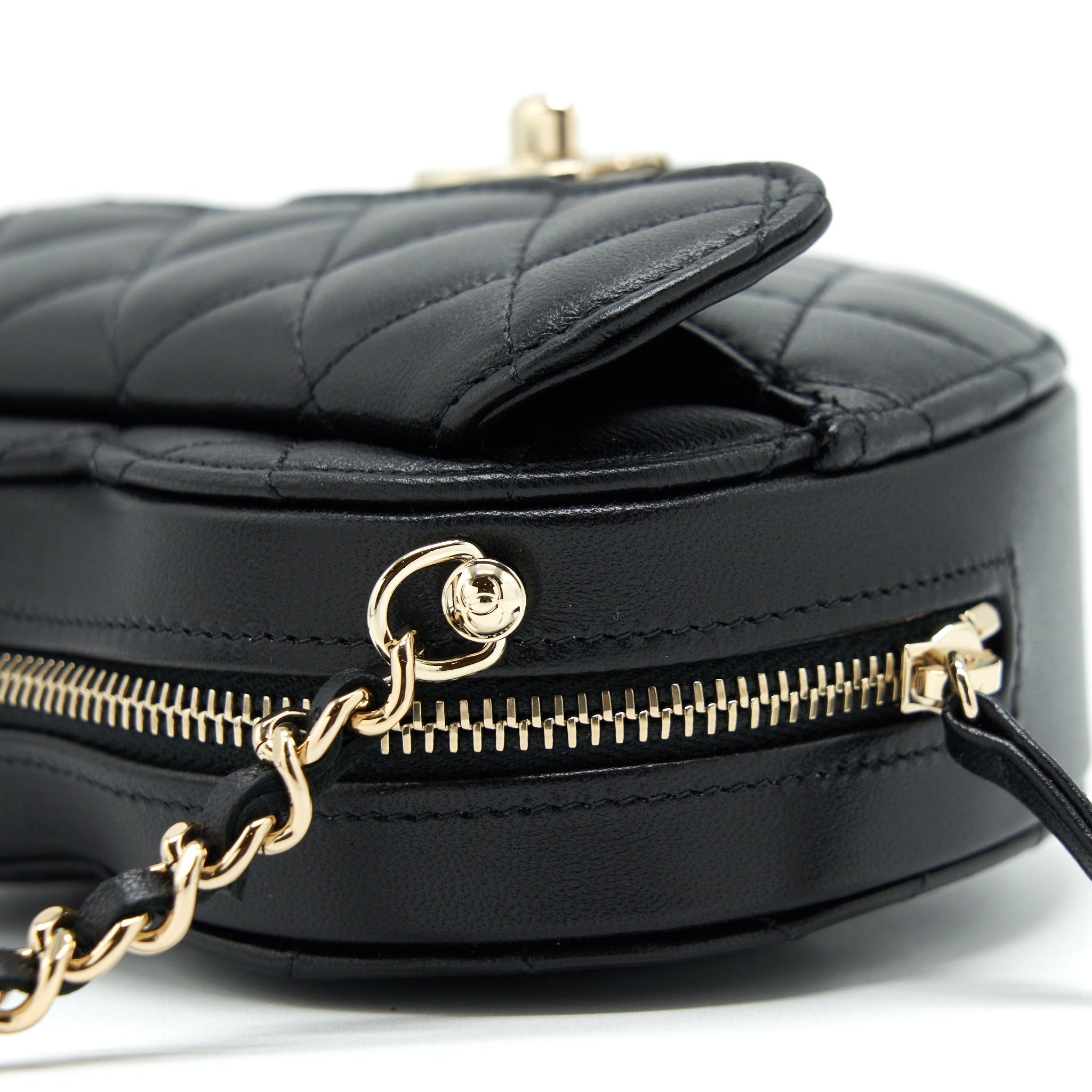 chanel-22s-small-heart-bag-lambskin-black-lghw-2