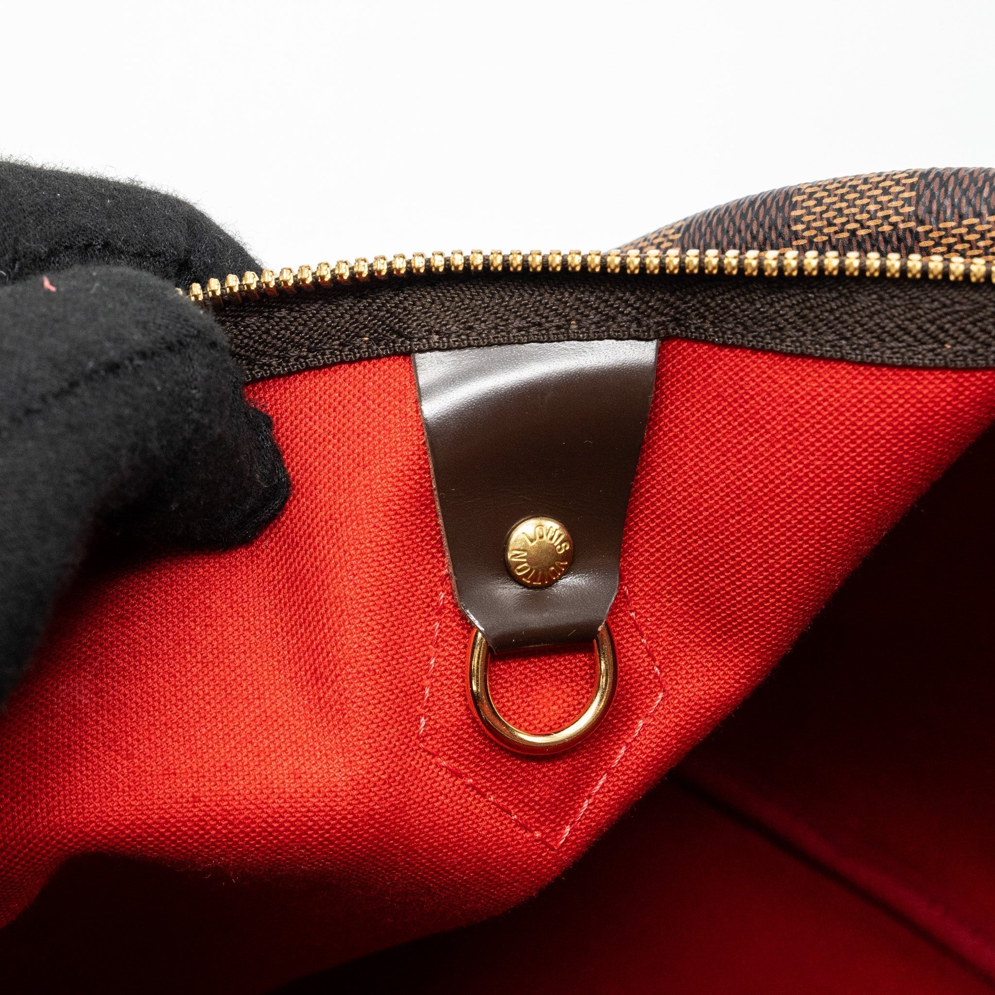 louis-vuitton-speedy-bandouliere-30-damier-ebene-ghw-2