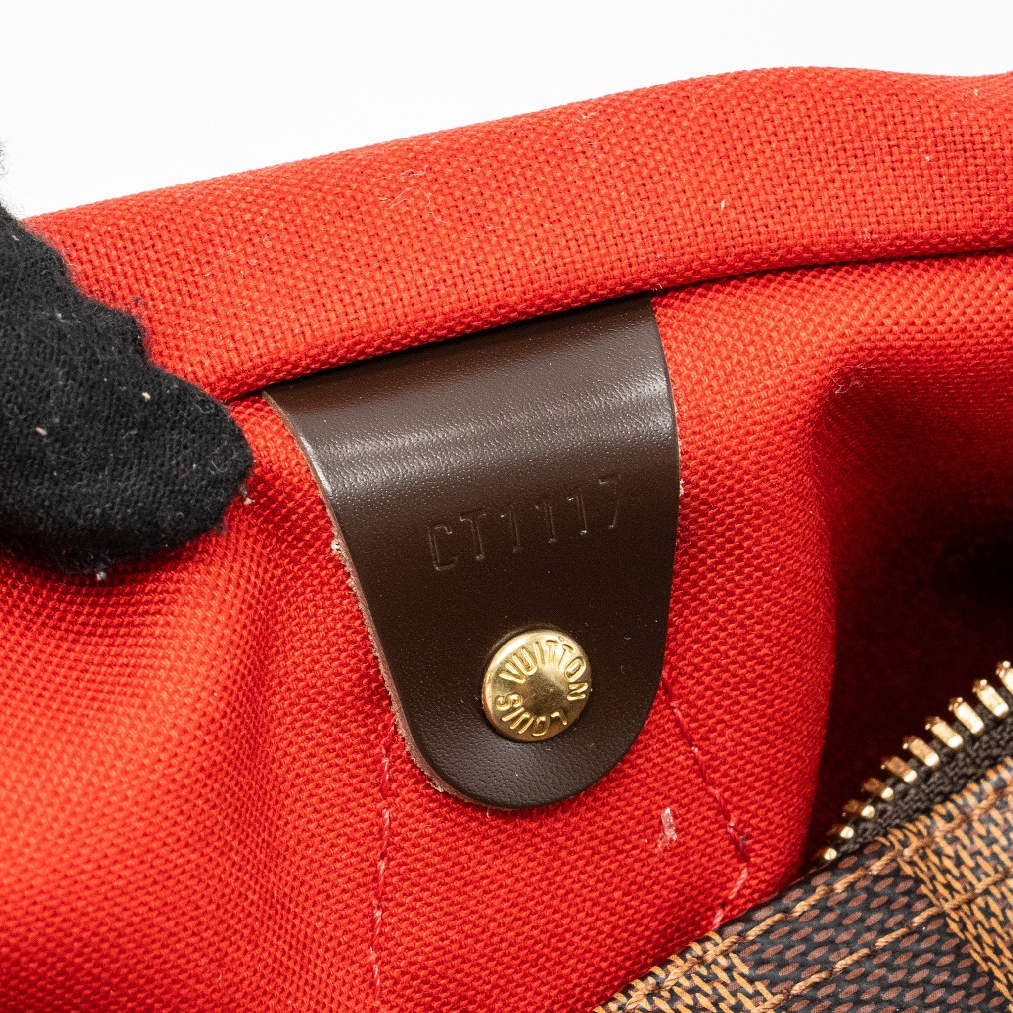 louis-vuitton-speedy-bandouliere-30-damier-ebene-ghw-2