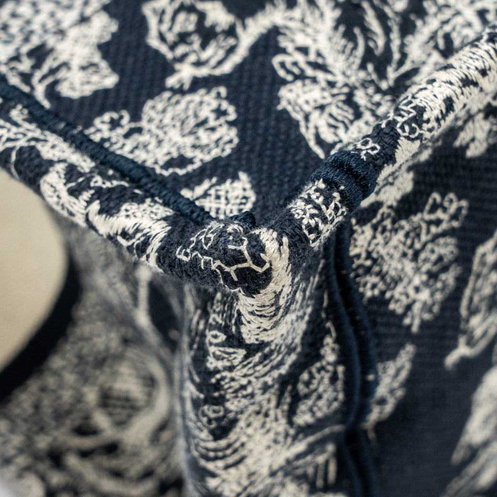 dior-small-book-tote-blue-white-toile-de-jouy-reverse-embroidery