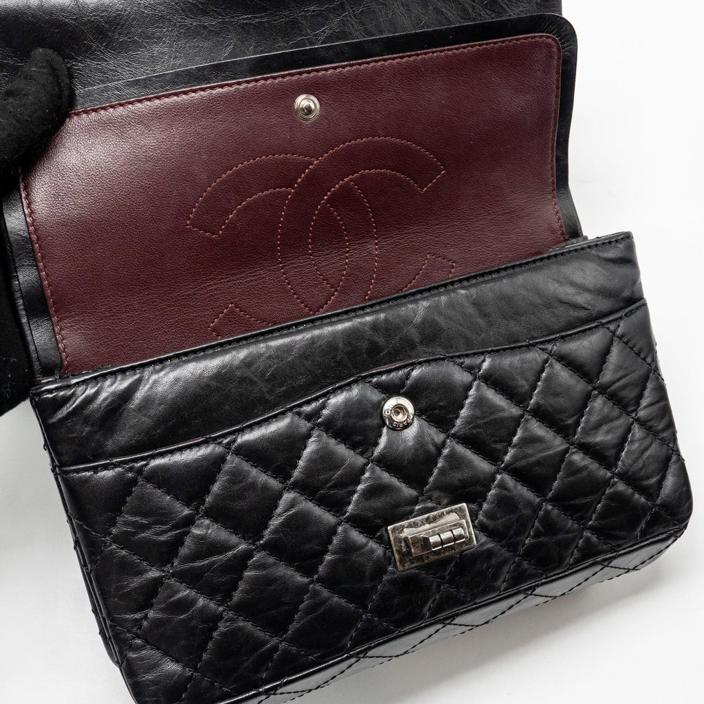 chanel-small-2-55-reissue-flap-bag-aged-calfskin-black-ghw-4