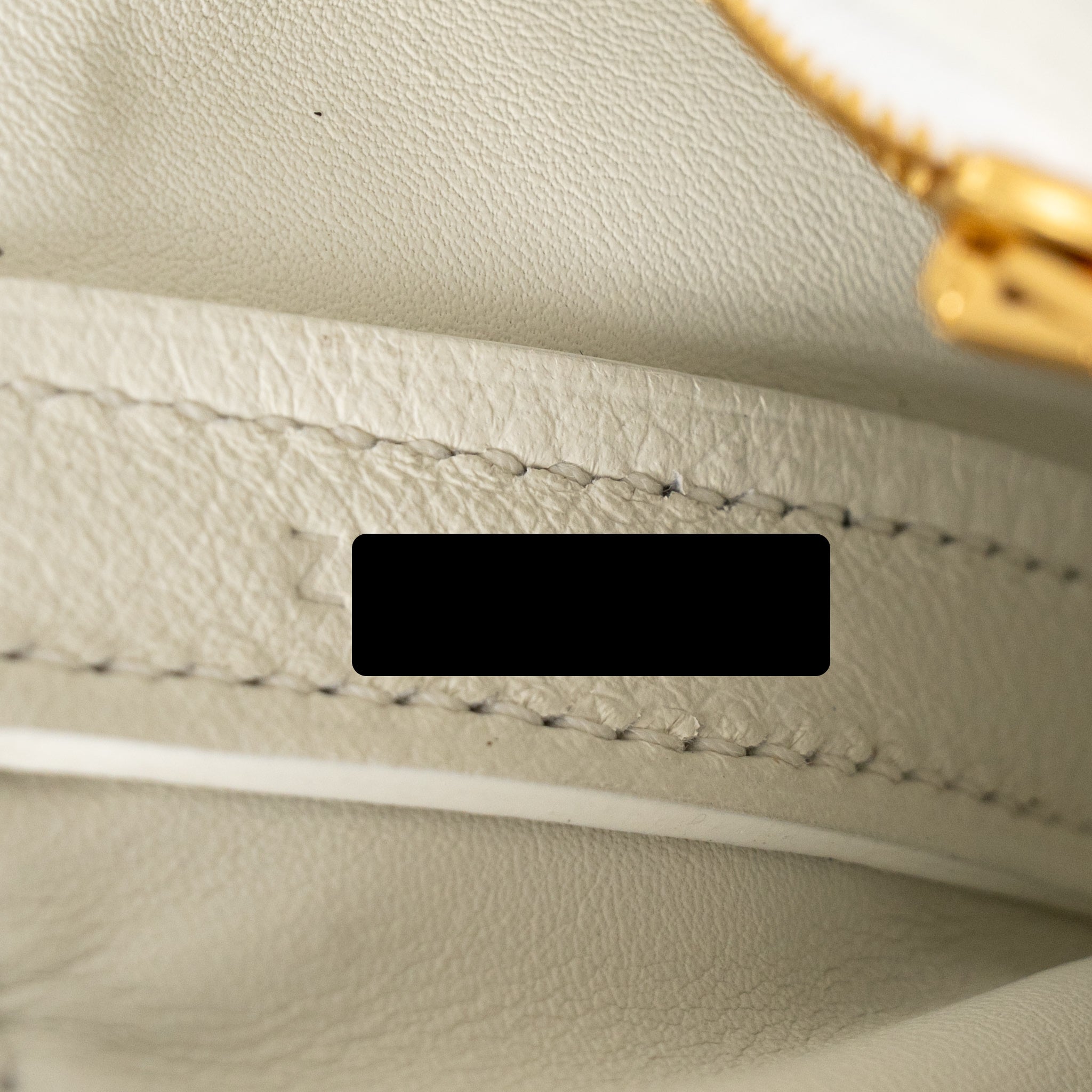 hermes-mini-24-24-2424-21-bag-evercolor-swift-blanc-ghw-stamp-z