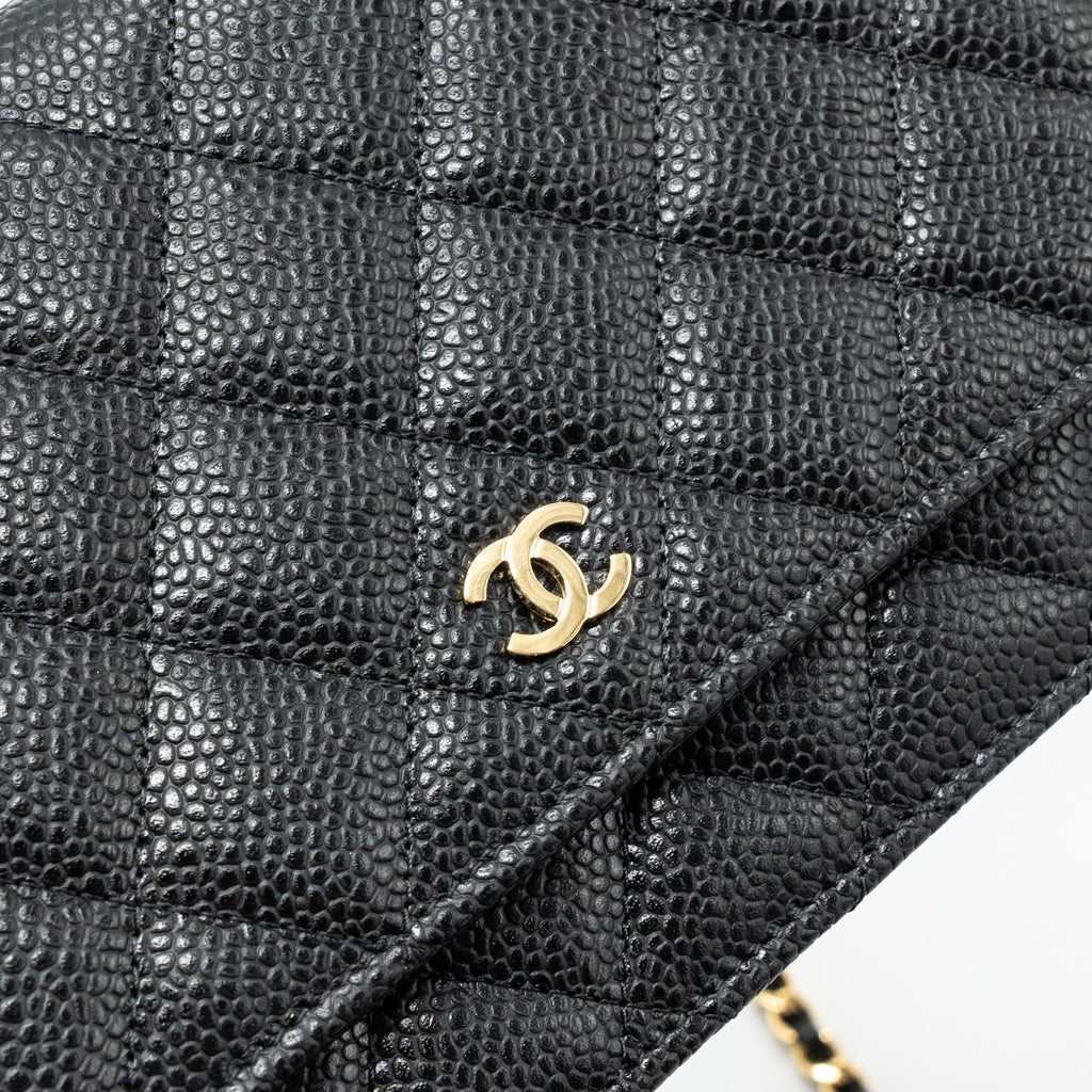 chanel-classic-wallet-on-chain-caviar-black-ghw-15