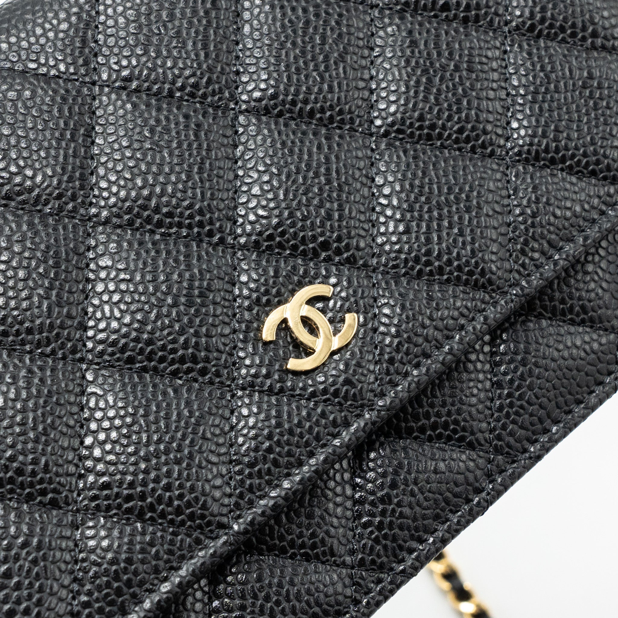 chanel-classic-wallet-on-chain-caviar-black-ghw-15