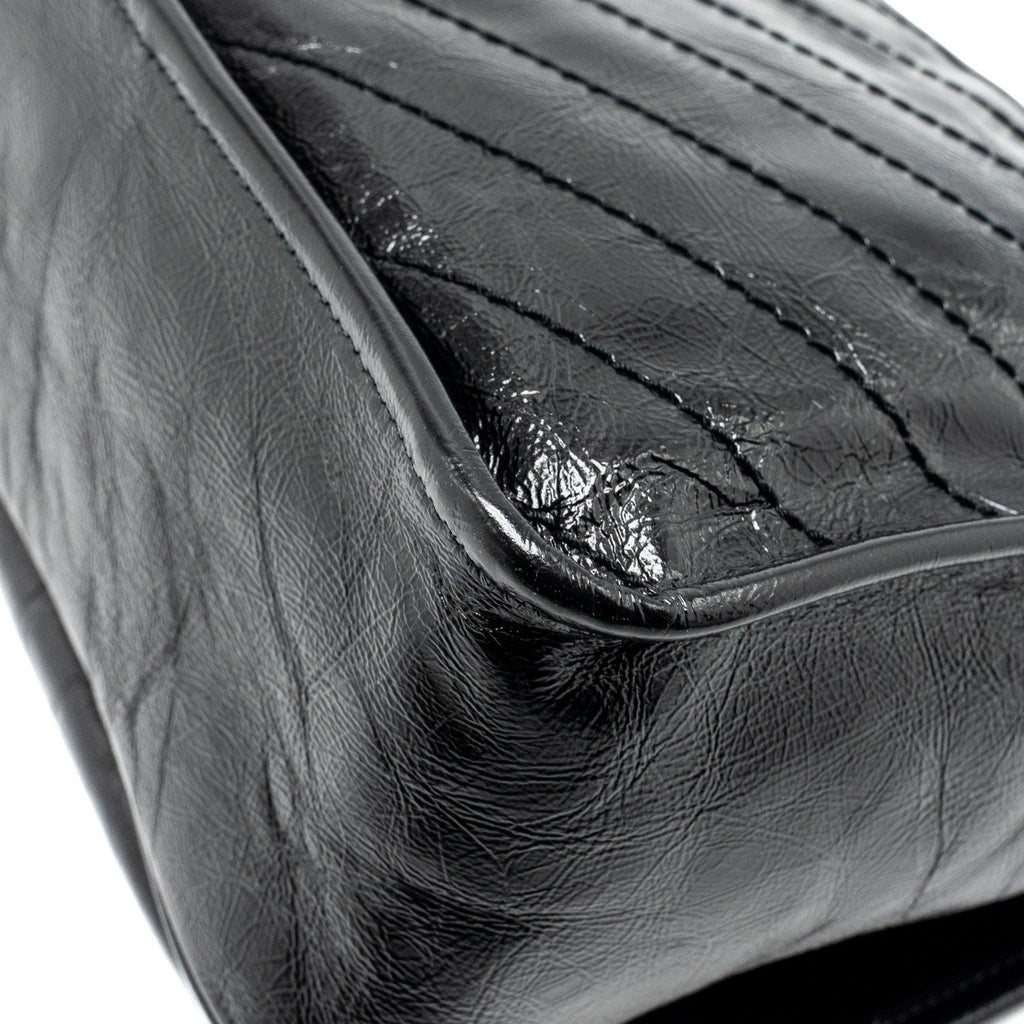 saint-laurent-ysl-medium-niki-calfskin-black-shw-1