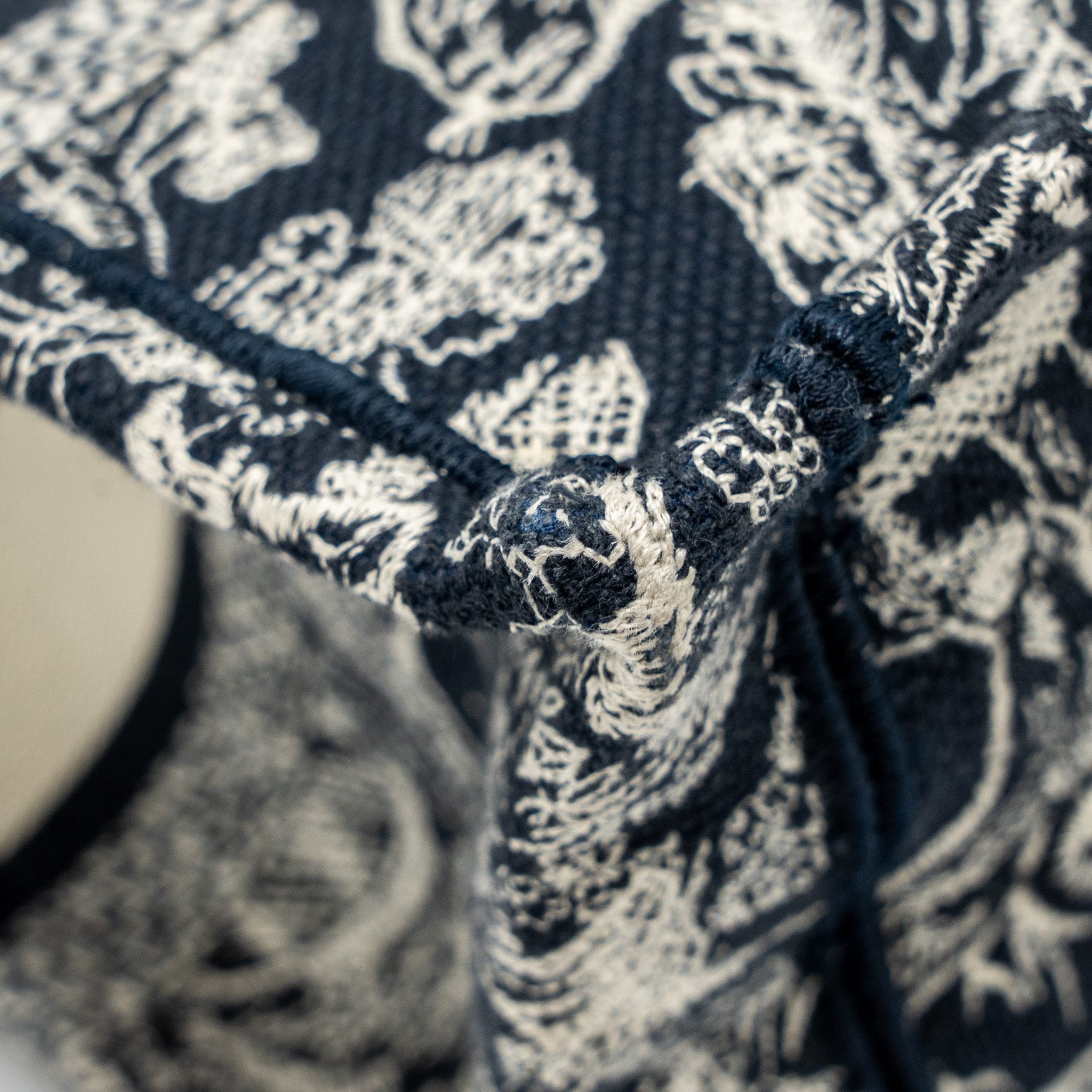 dior-small-book-tote-blue-white-toile-de-jouy-reverse-embroidery