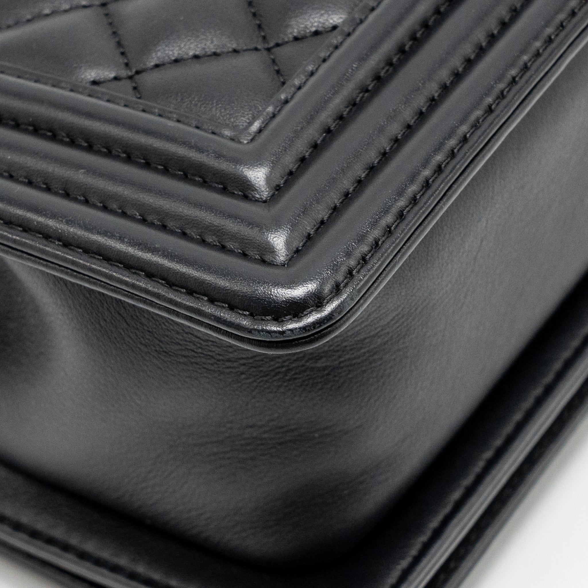 chanel-small-boy-bag-calfskin-black-shw
