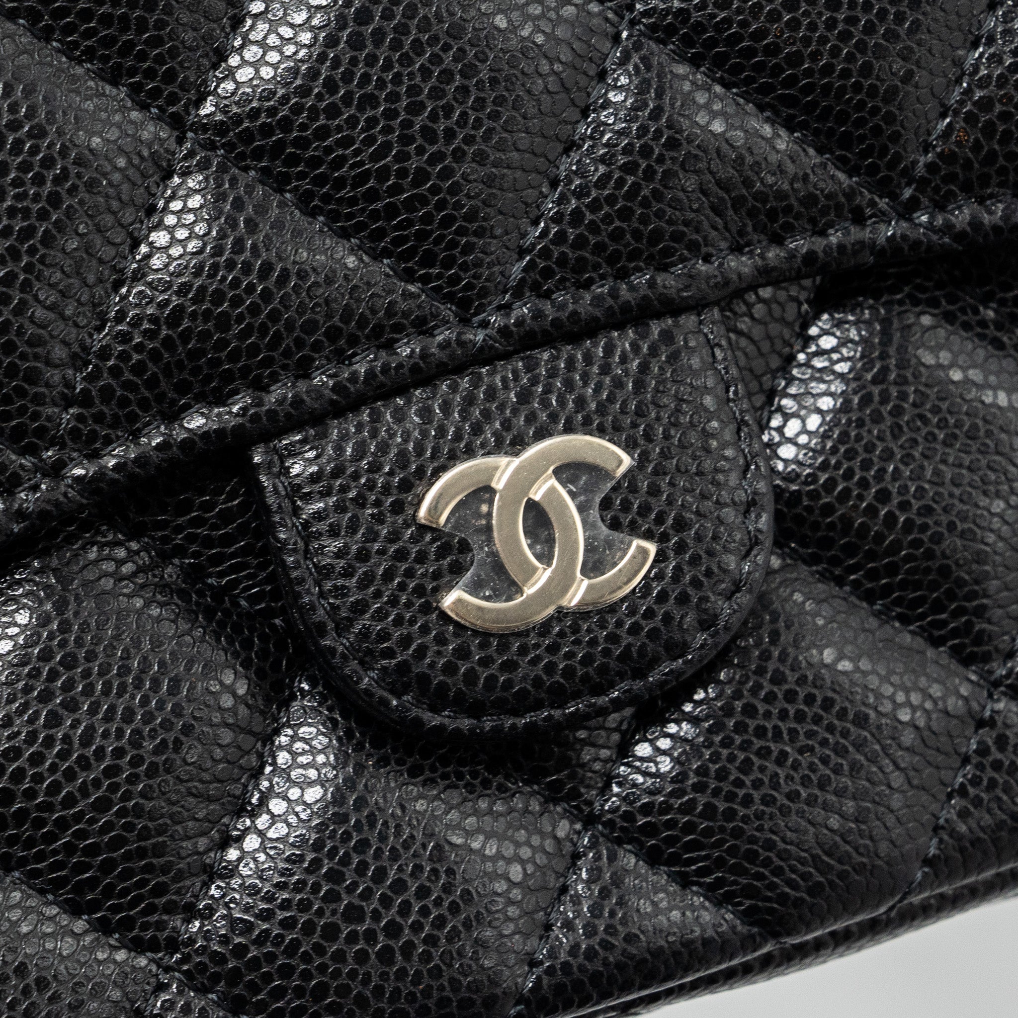 chanel-double-pocket-wallet-on-chain-caviar-black-lghwmicrochip
