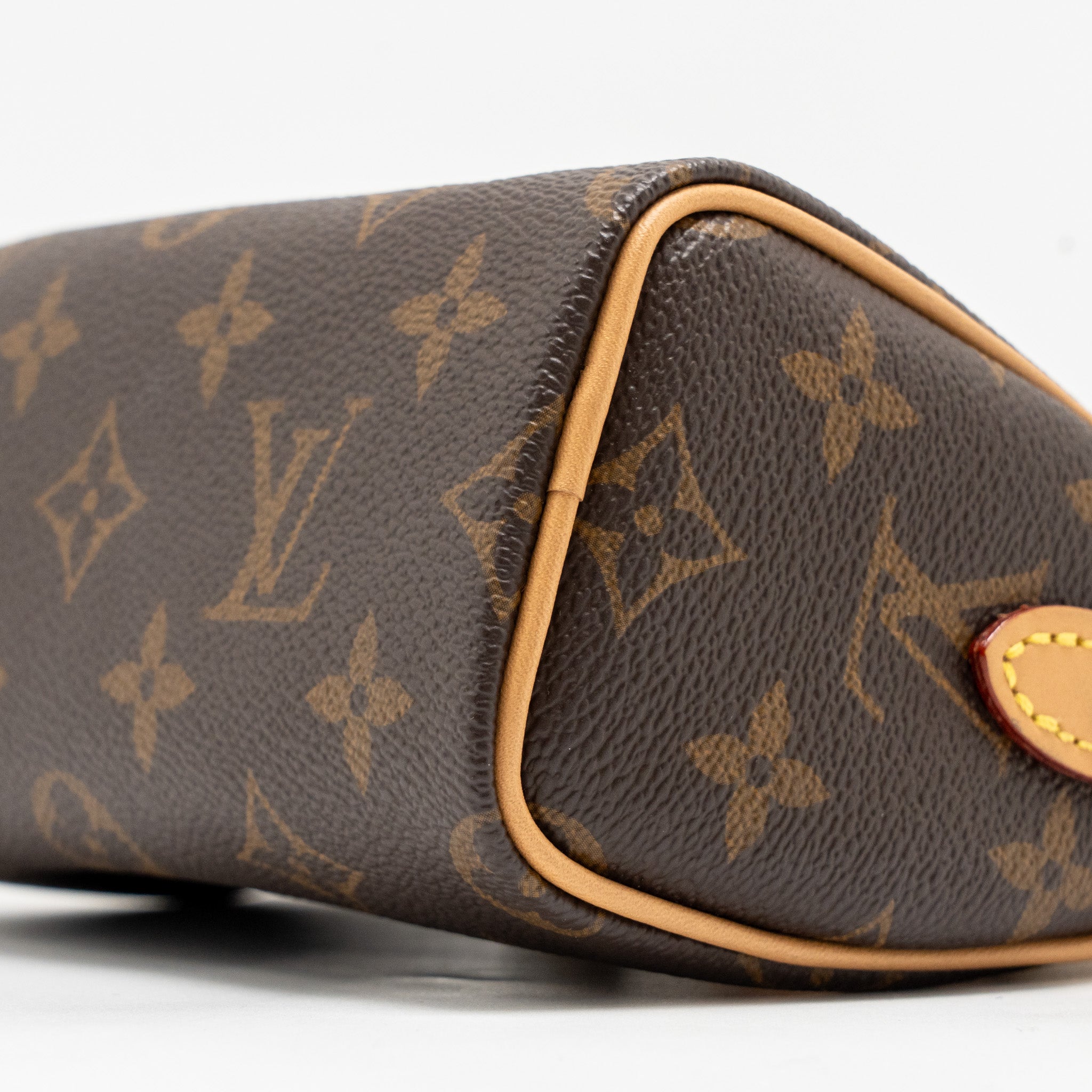 louis-vuitton-nano-speedy-monogram-canvas-ghw-11