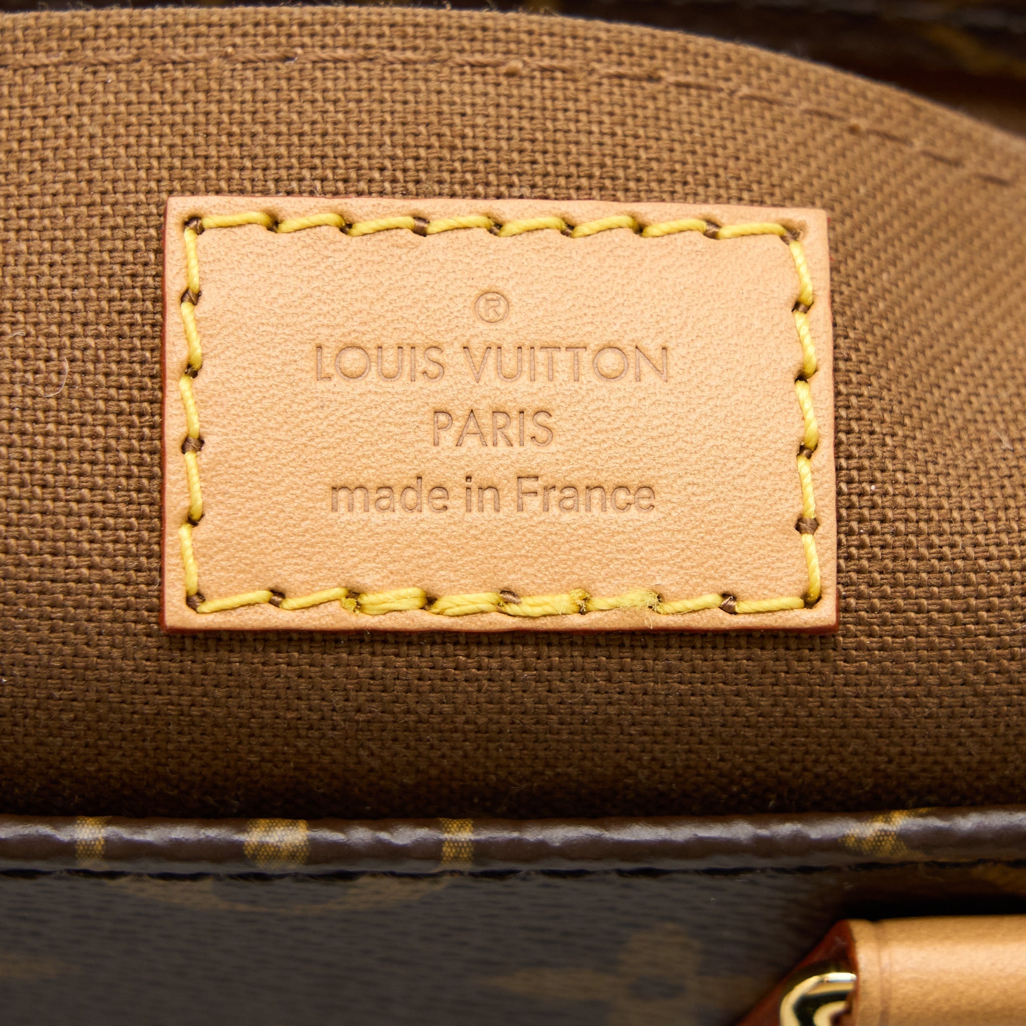 louis-vuitton-petit-sac-plat-monogram-canvas-ghw-4