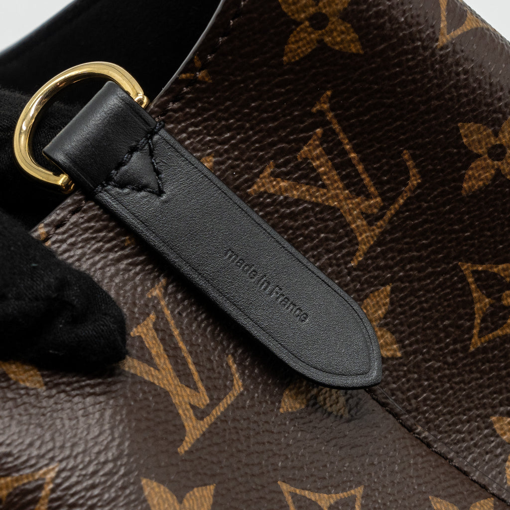 louis-vuitton-neonoe-monogram-canvas-black-ghw-1