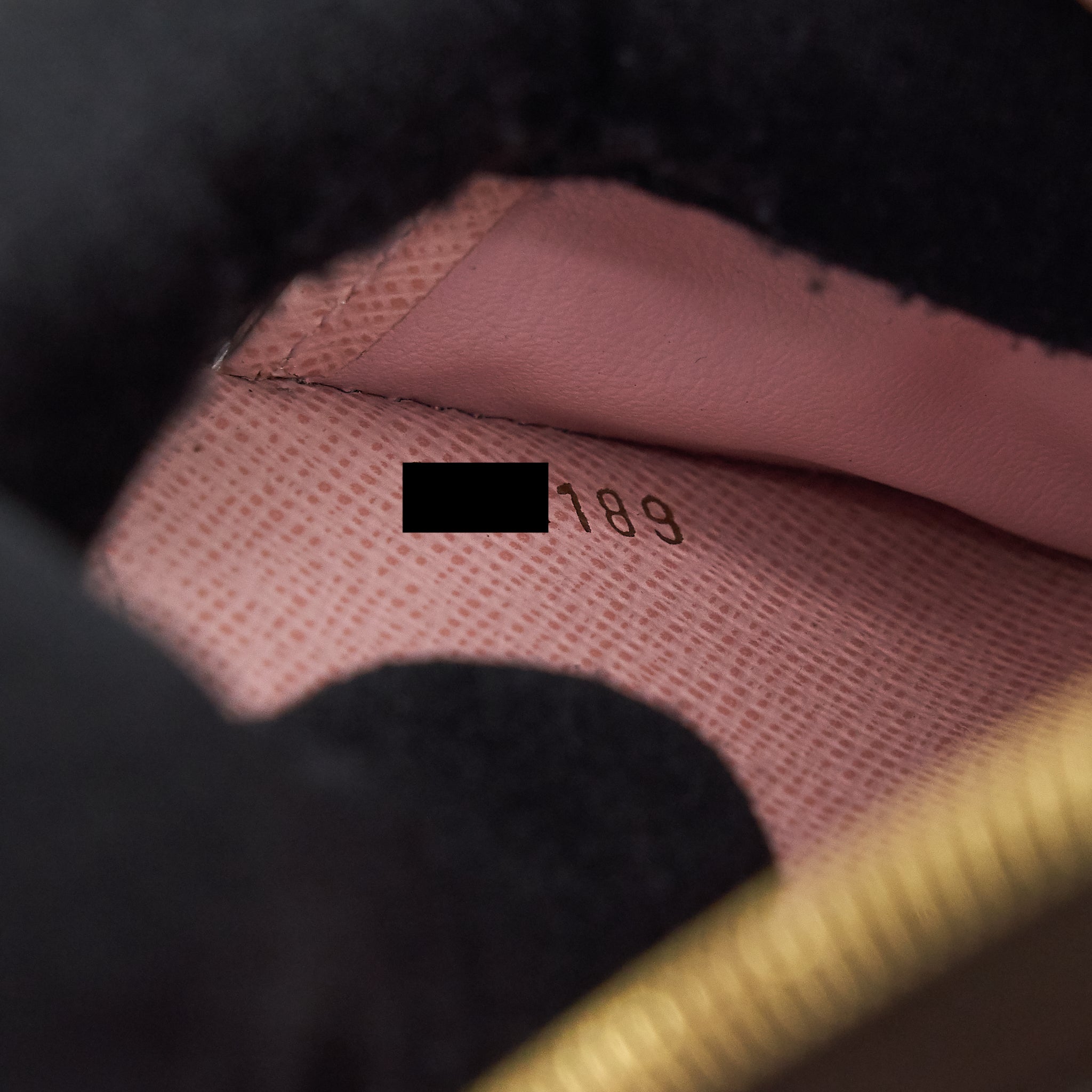 louis-vuitton-zippy-wallet-damier-ebene-canvas-rose-ballerine
