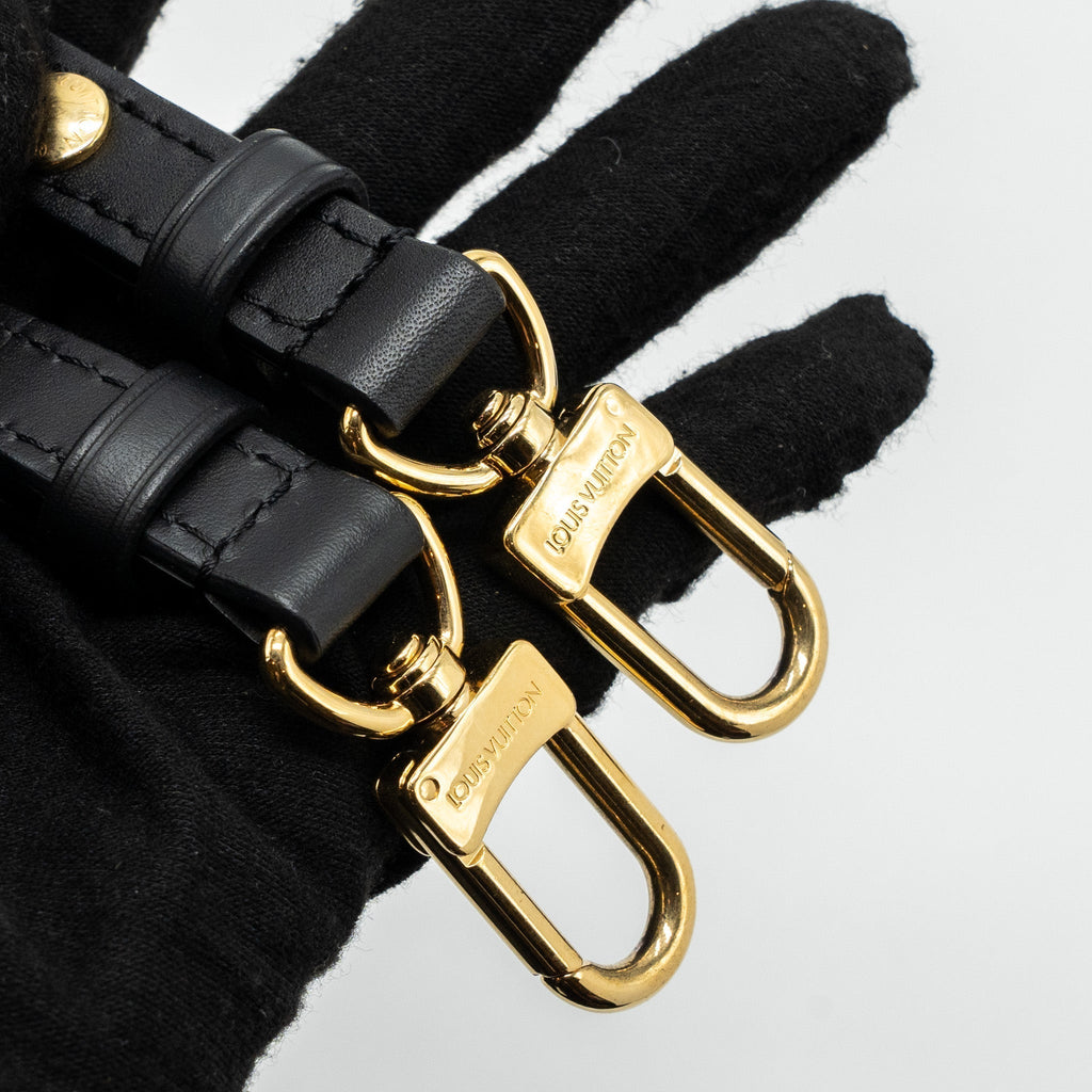 louis-vuitton-neonoe-monogram-canvas-black-ghw-1