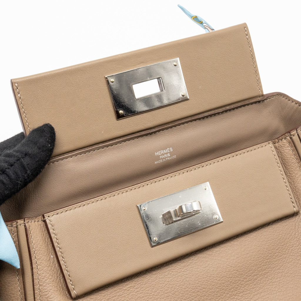 hermes-mini-24-24-2424-21-bag-evercolor-etoupe-shw-stamp-b