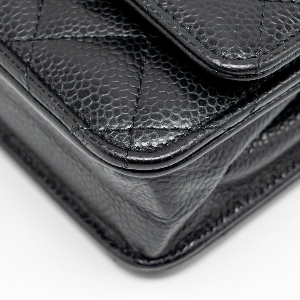 chanel-classic-wallet-on-chain-caviar-black-ghwmicrochip-4