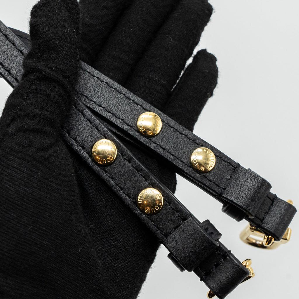 louis-vuitton-neonoe-monogram-canvas-black-ghw-1