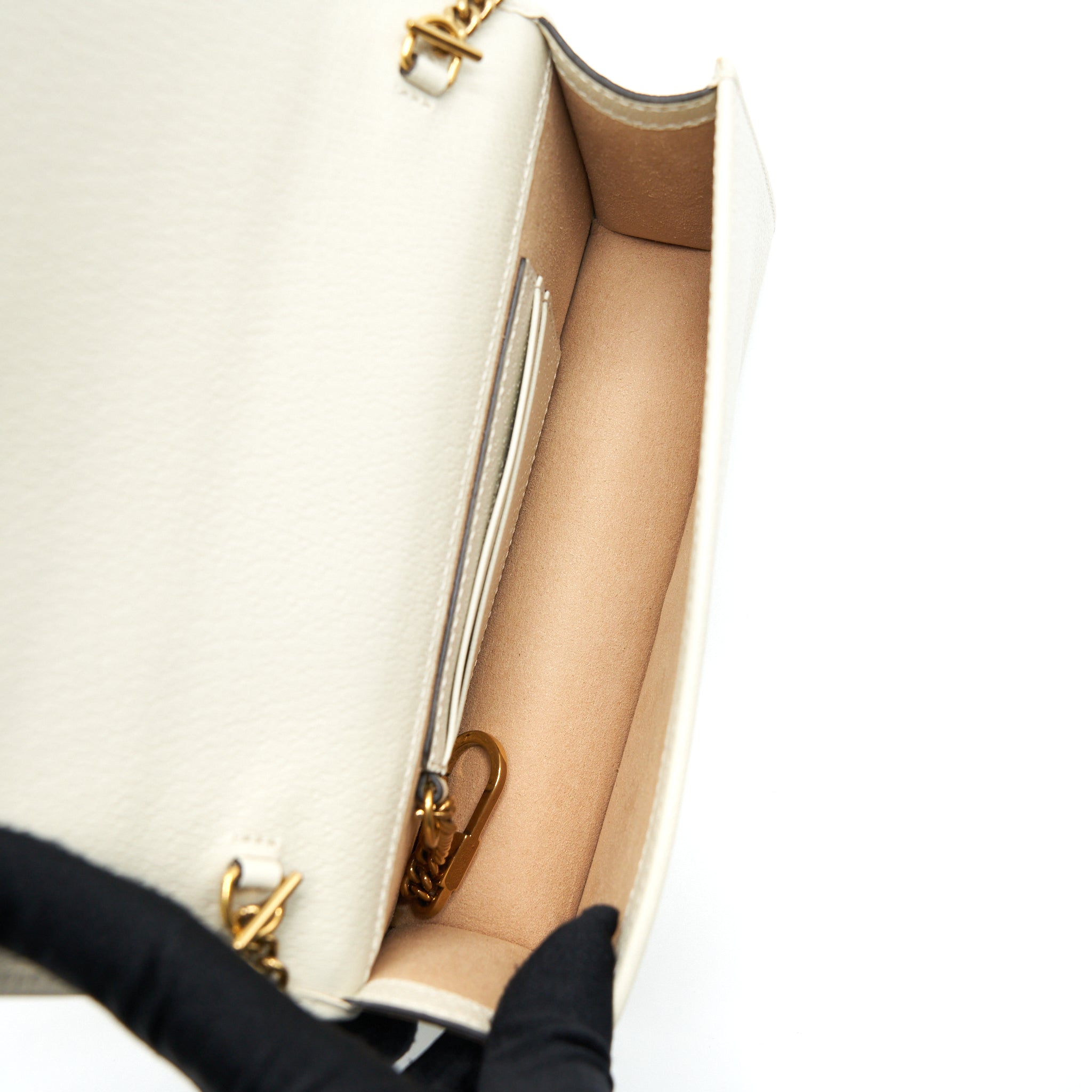 gucci-diana-mini-bag-with-bamboo-white-ghw