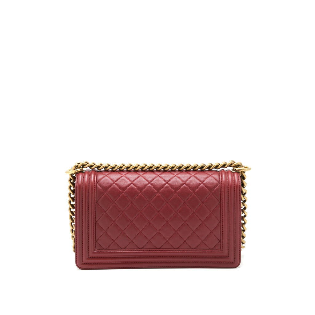 chanel-medium-boy-bag-lambskin-burgundy-red-ghw
