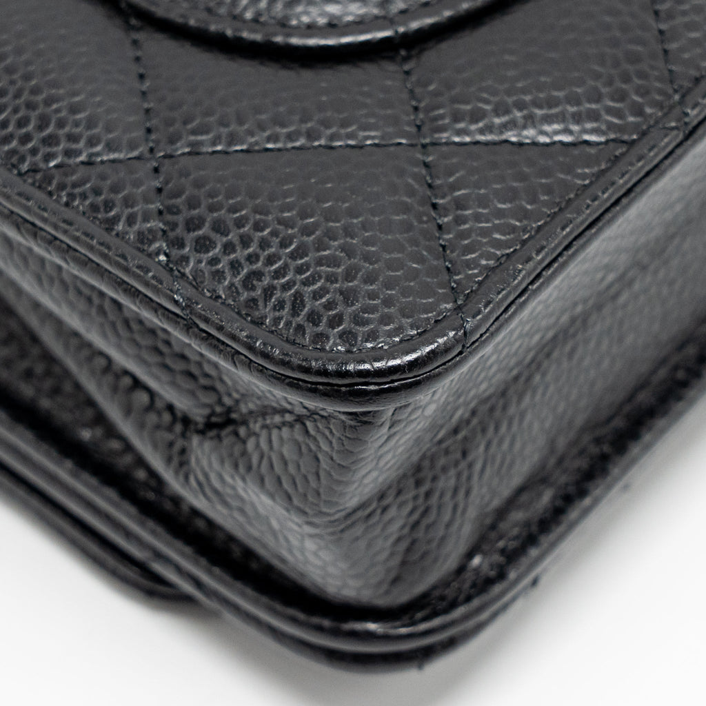 chanel-classic-wallet-on-chain-caviar-black-ghwmicrochip-4