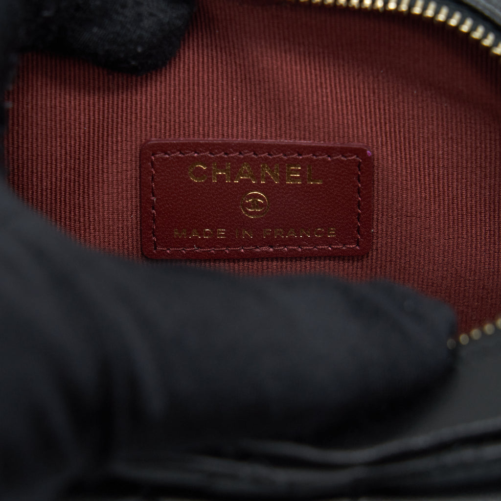 chanel-22s-small-heart-bag-lambskin-black-lghw-4