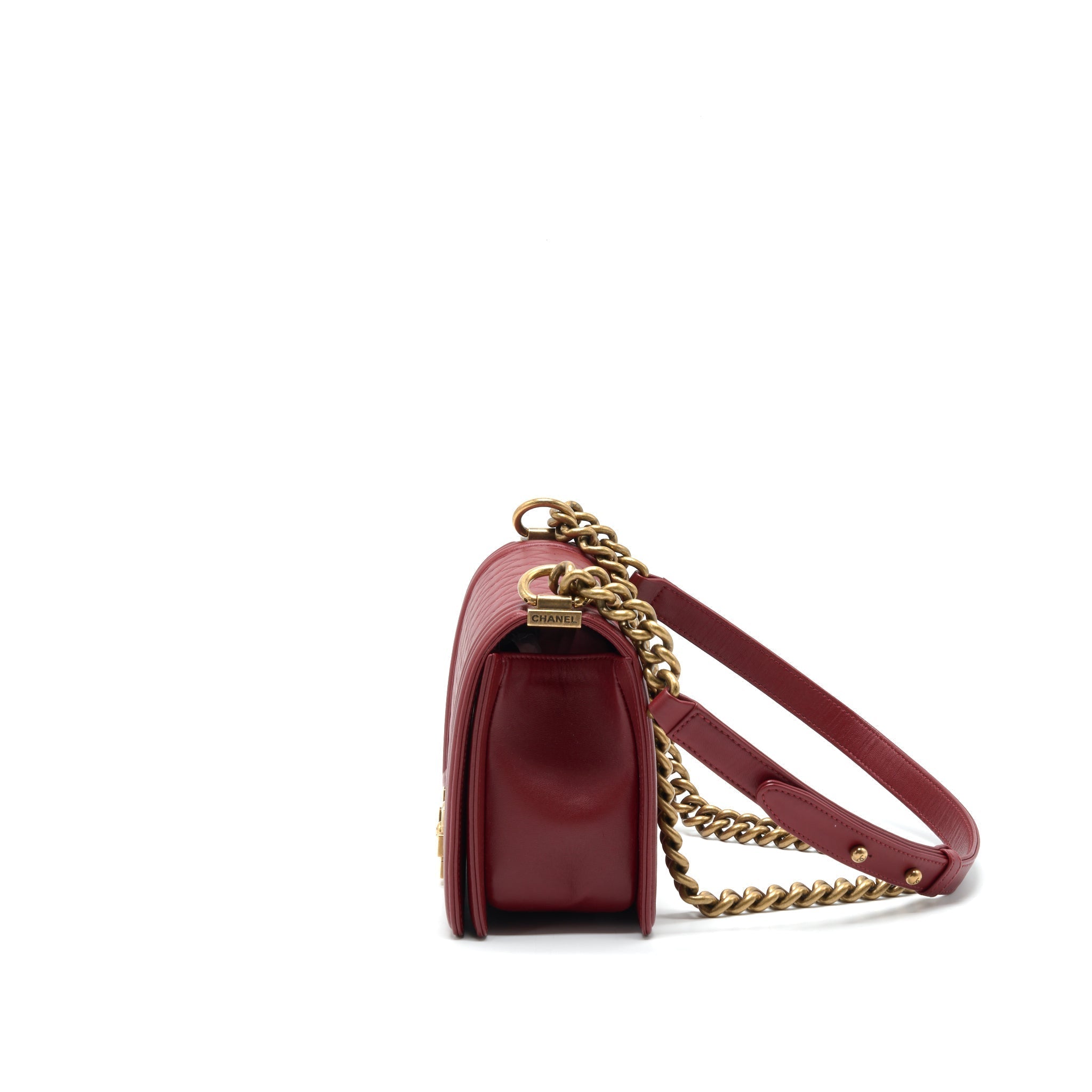 chanel-medium-boy-bag-lambskin-burgundy-red-ghw
