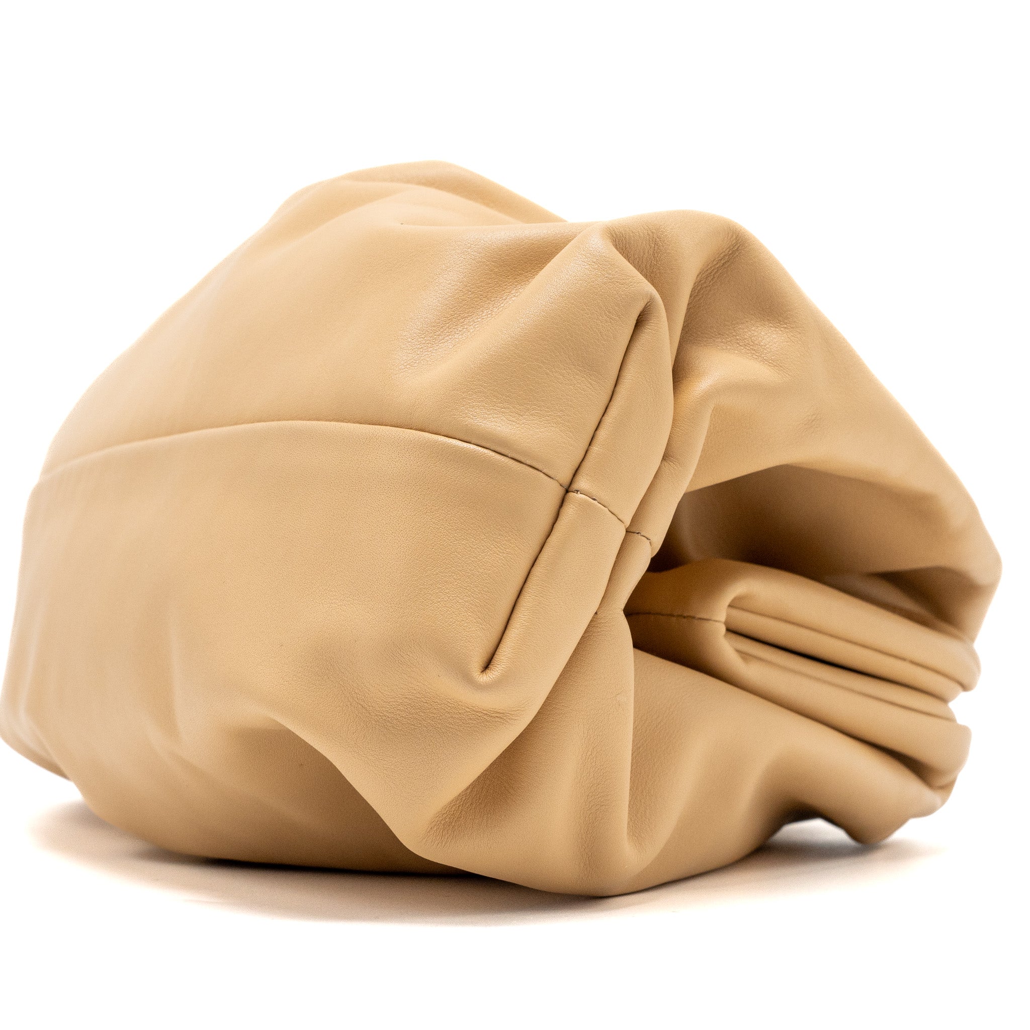 bottega-veneta-the-pouch-large-leather-clutch-beige