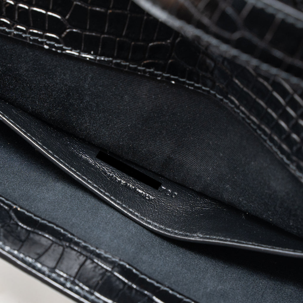 saint-laurent-manhattan-shoulder-bag-crocodile-embossed-black-ghw