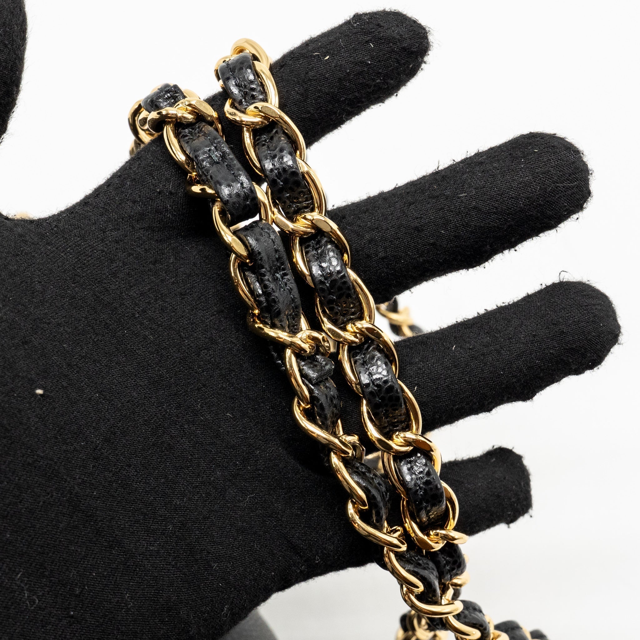 chanel-jumbo-classic-double-flap-bag-caviar-black-ghw-microchip-1