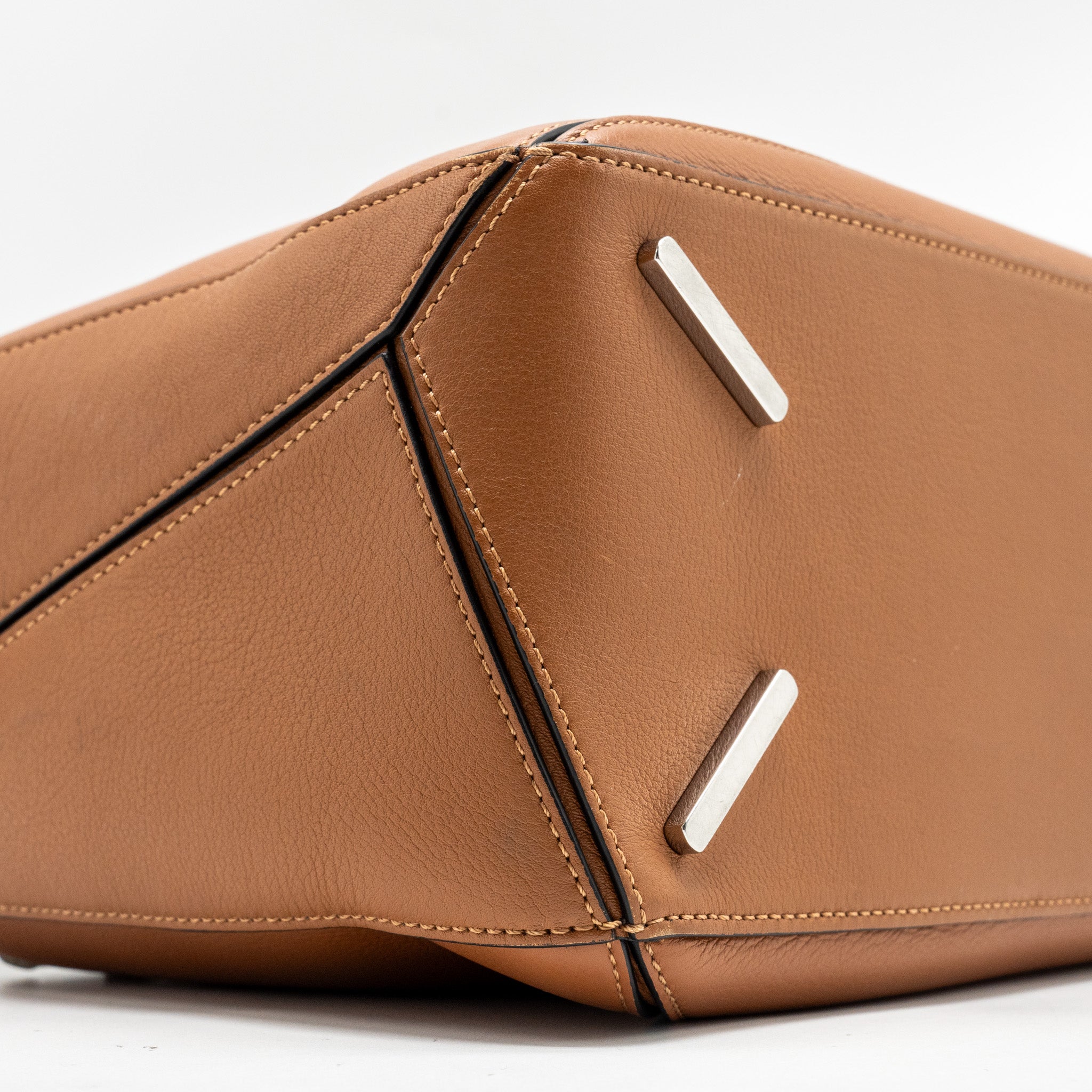 loewe-medium-puzzle-bag-calfskin-tan-shw