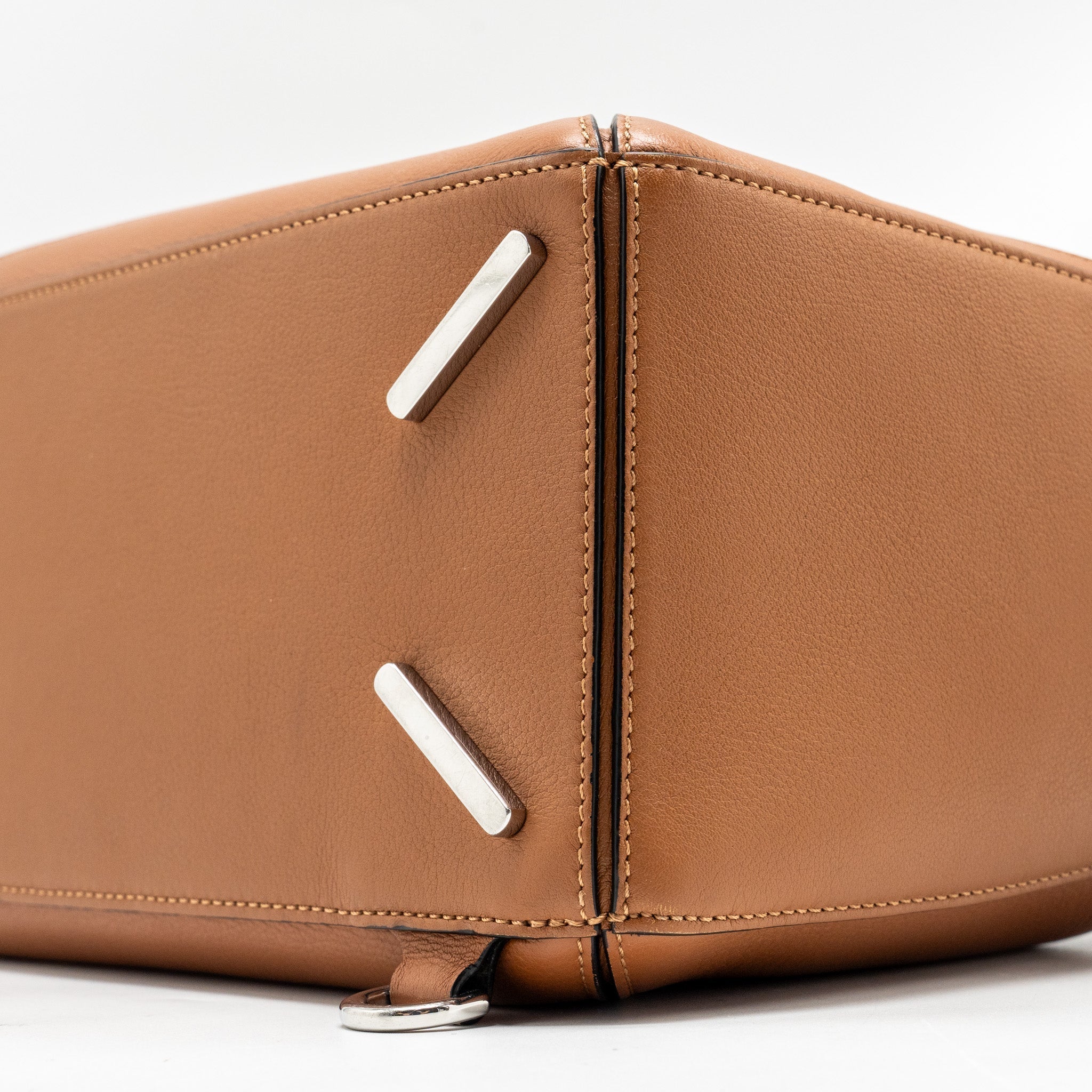loewe-medium-puzzle-bag-calfskin-tan-shw