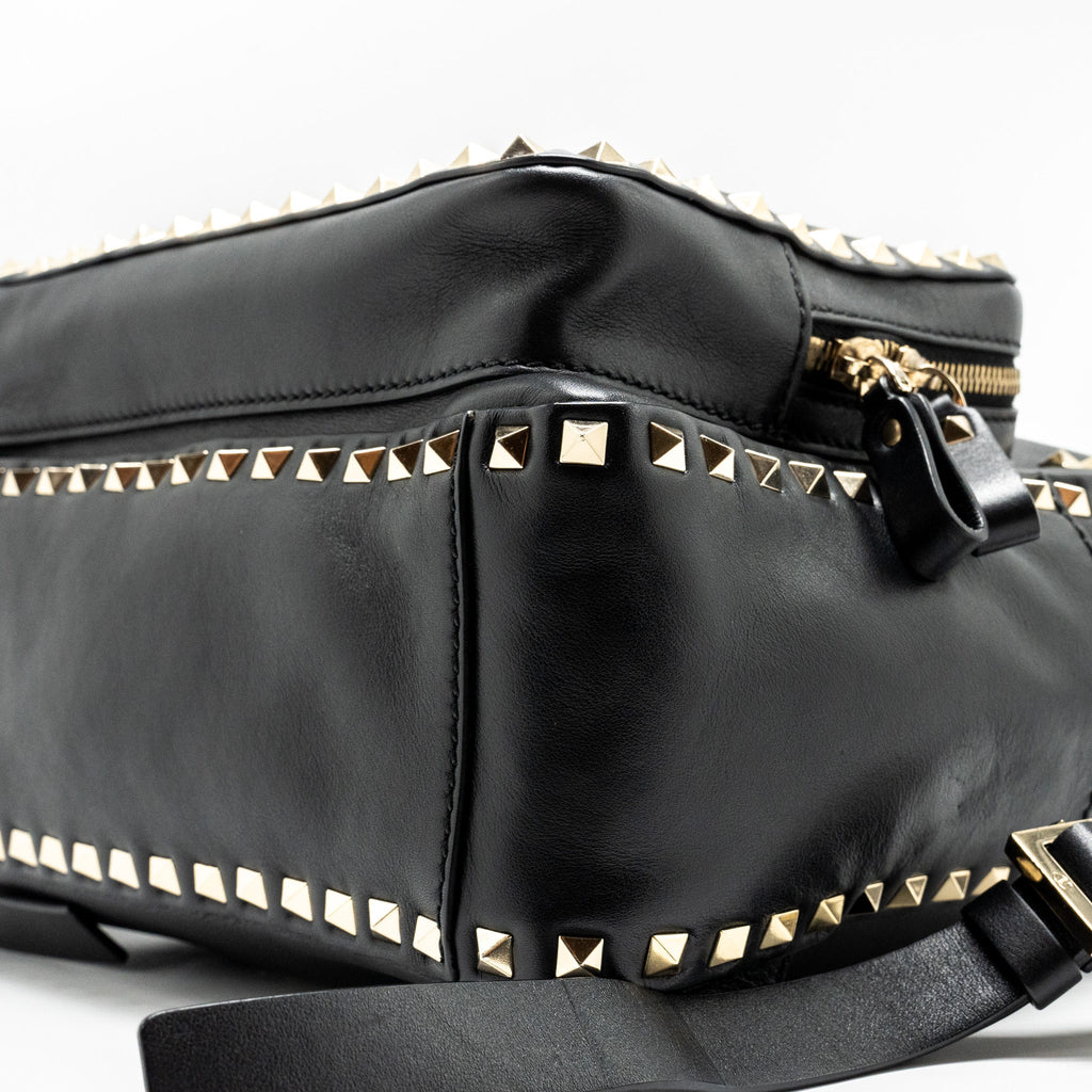 valentino-rockstud-backpack-leather-black-ghw