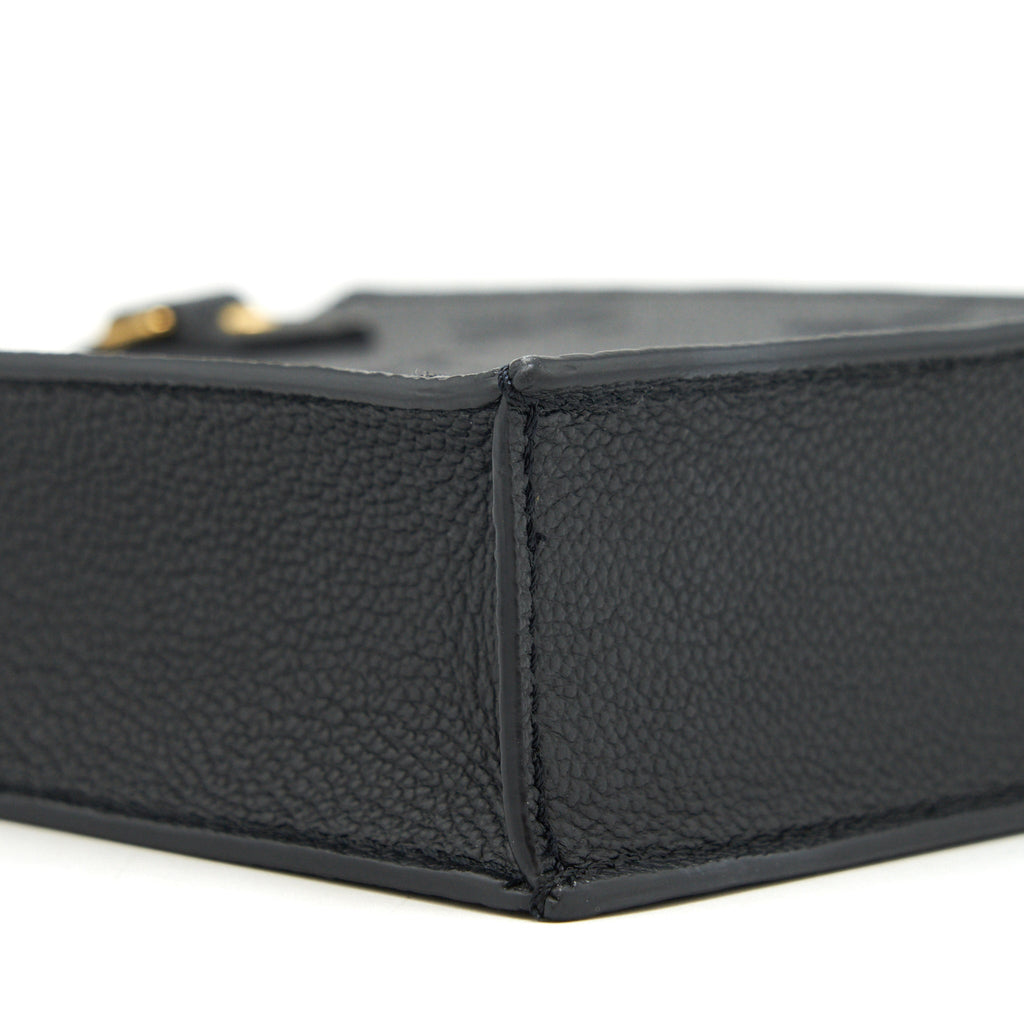 louis-vuitton-petit-sac-plat-monogram-empreinte-black