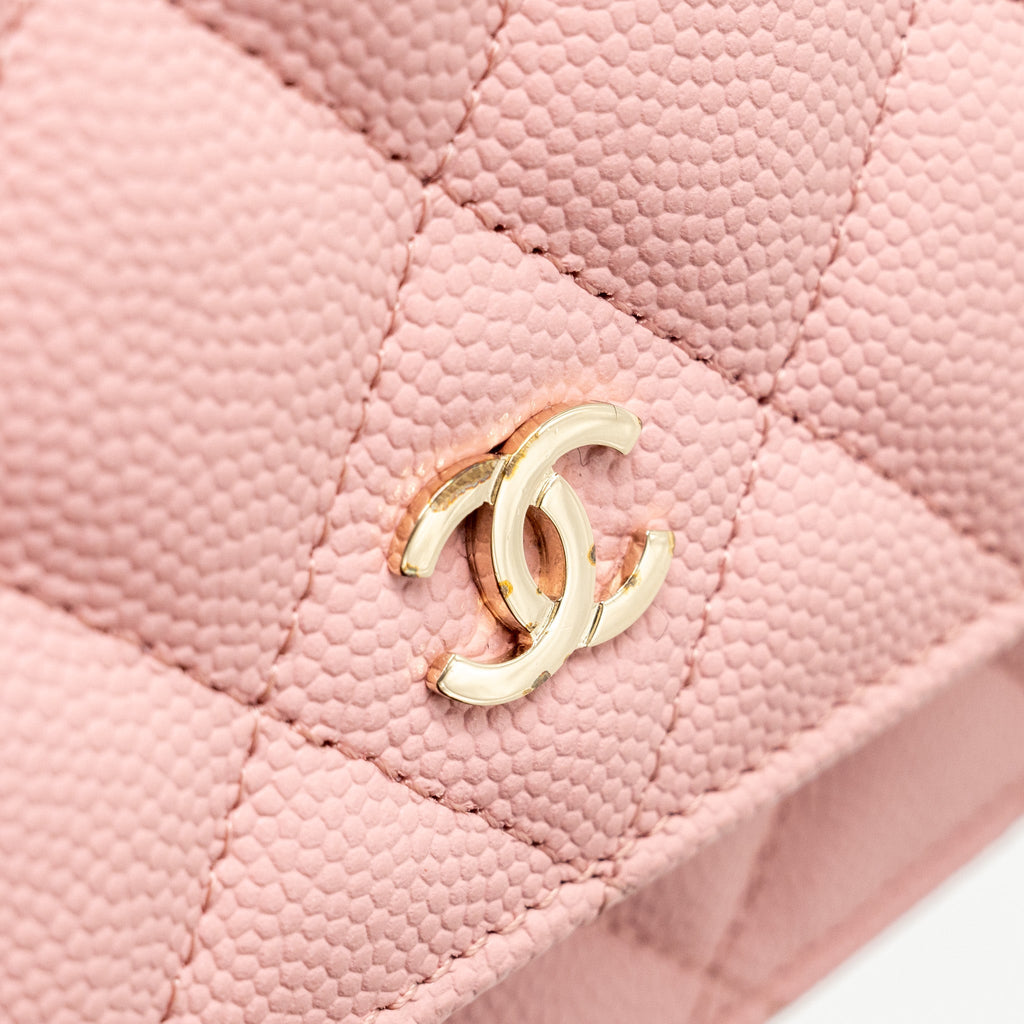 chanel-classic-wallet-on-chain-caviar-pink-lghw-microchip