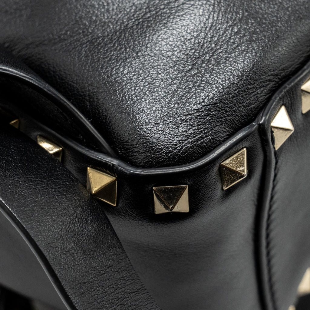 valentino-rockstud-backpack-leather-black-ghw