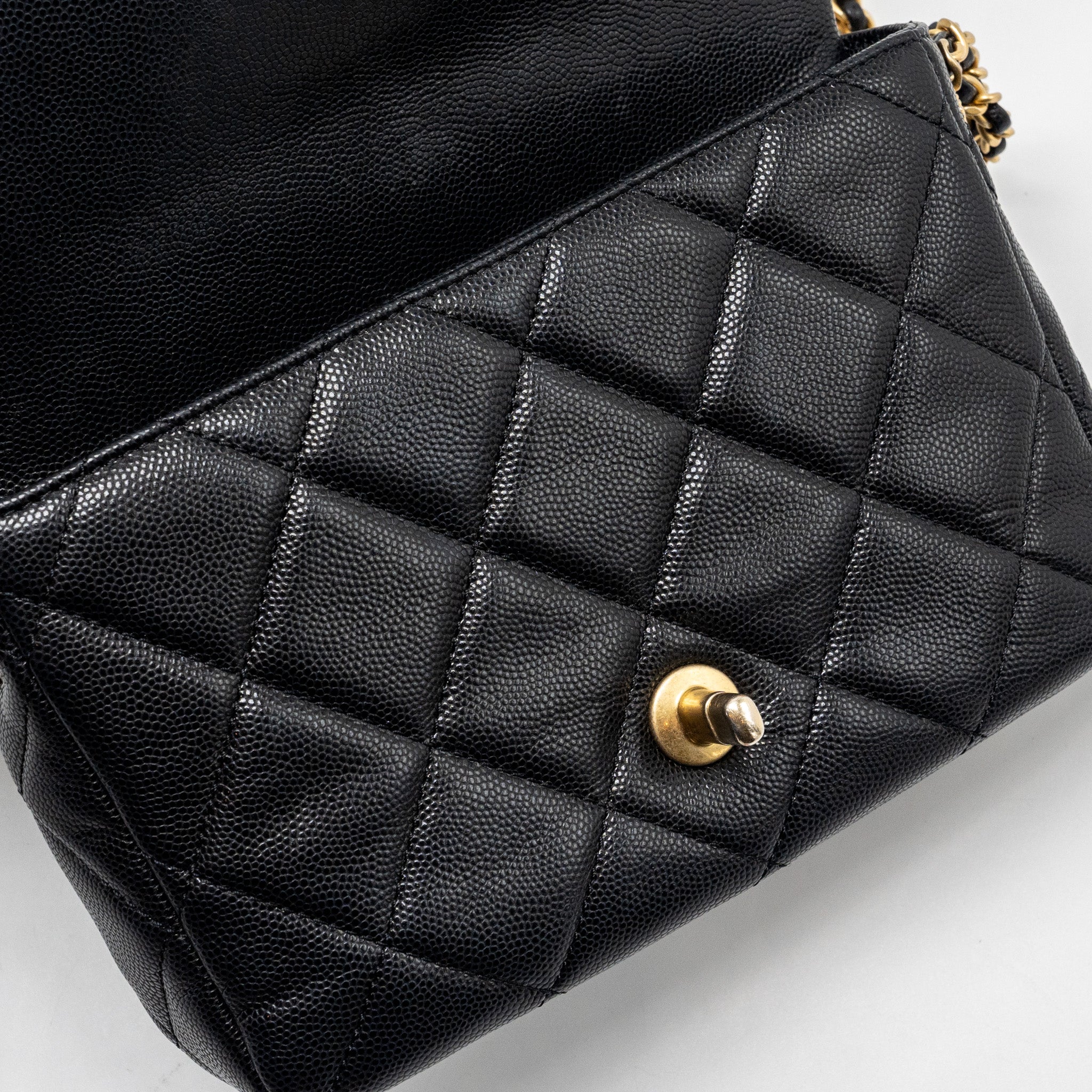 chanel-twist-your-button-quilted-flap-bag-caviar-black-ghw-microchip-copy