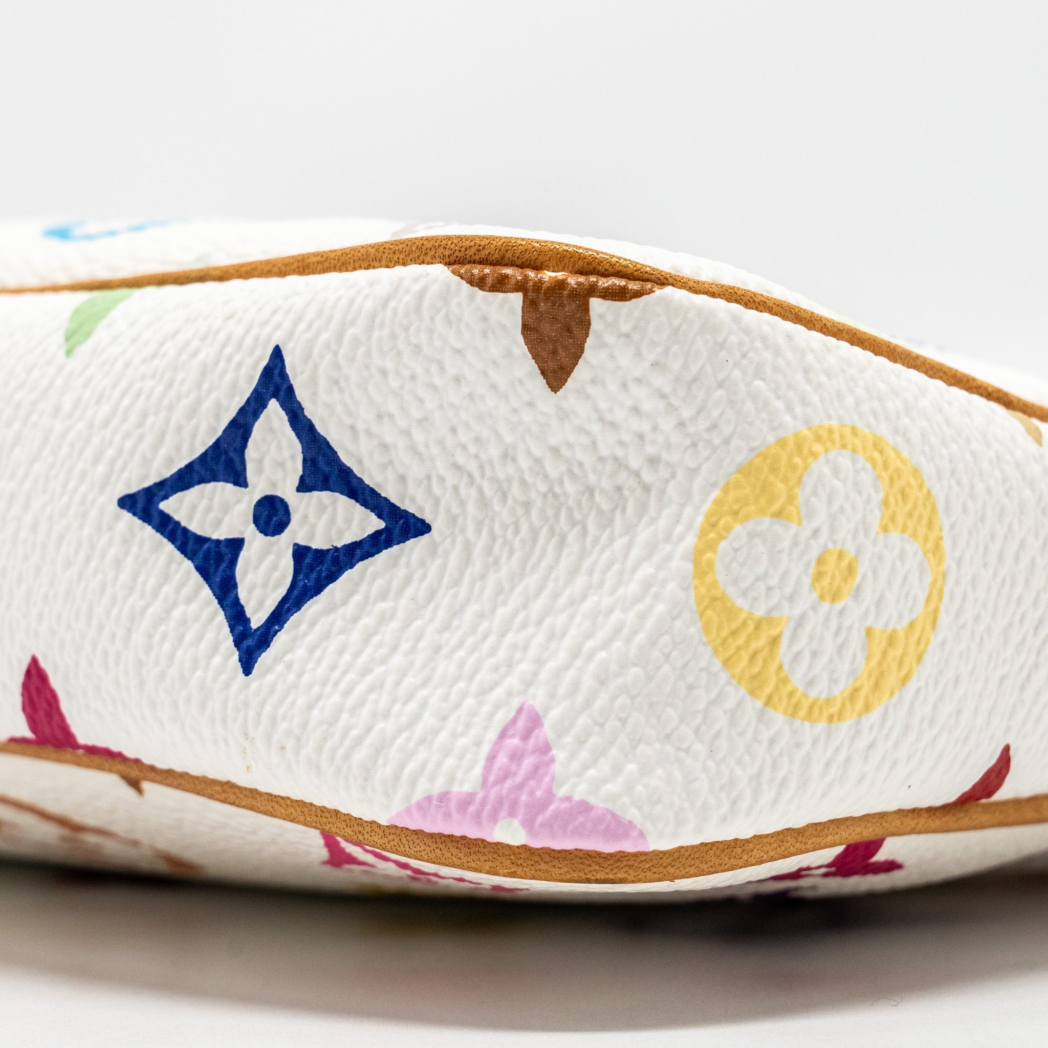 louis-vuitton-pochette-accessories-canvas-white-multicolor-ghw