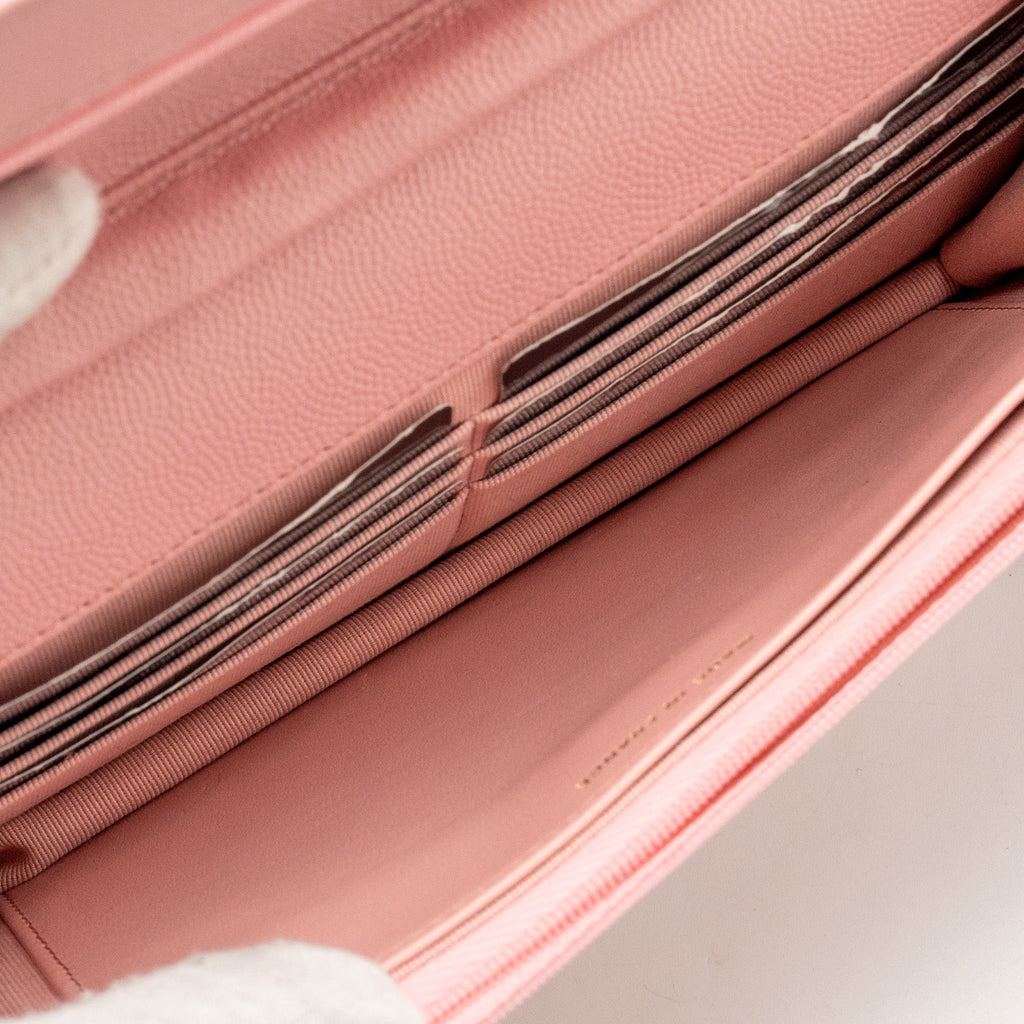 chanel-classic-wallet-on-chain-caviar-pink-lghw-microchip