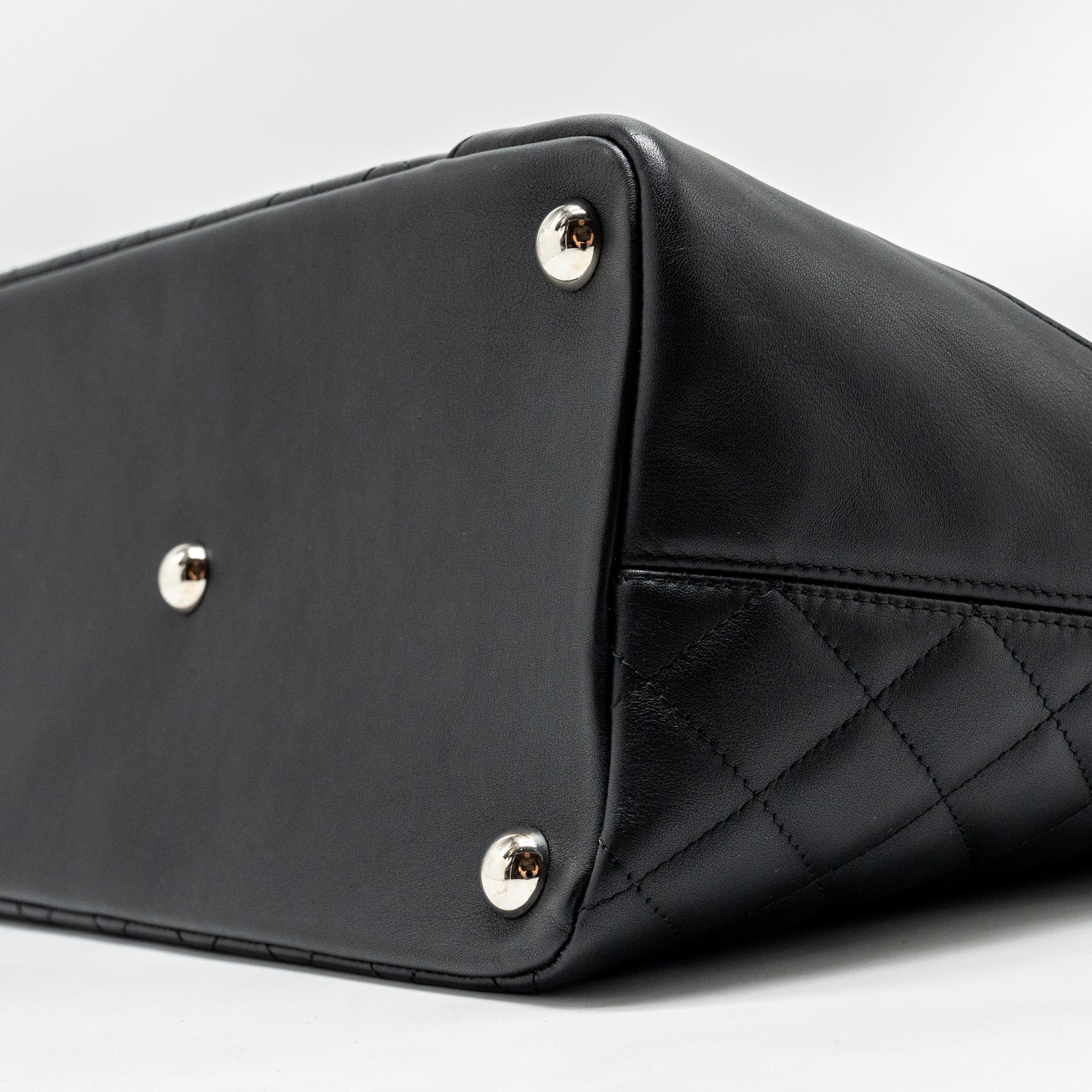 chanel-cambon-ligne-tote-bag-leather-black-shw