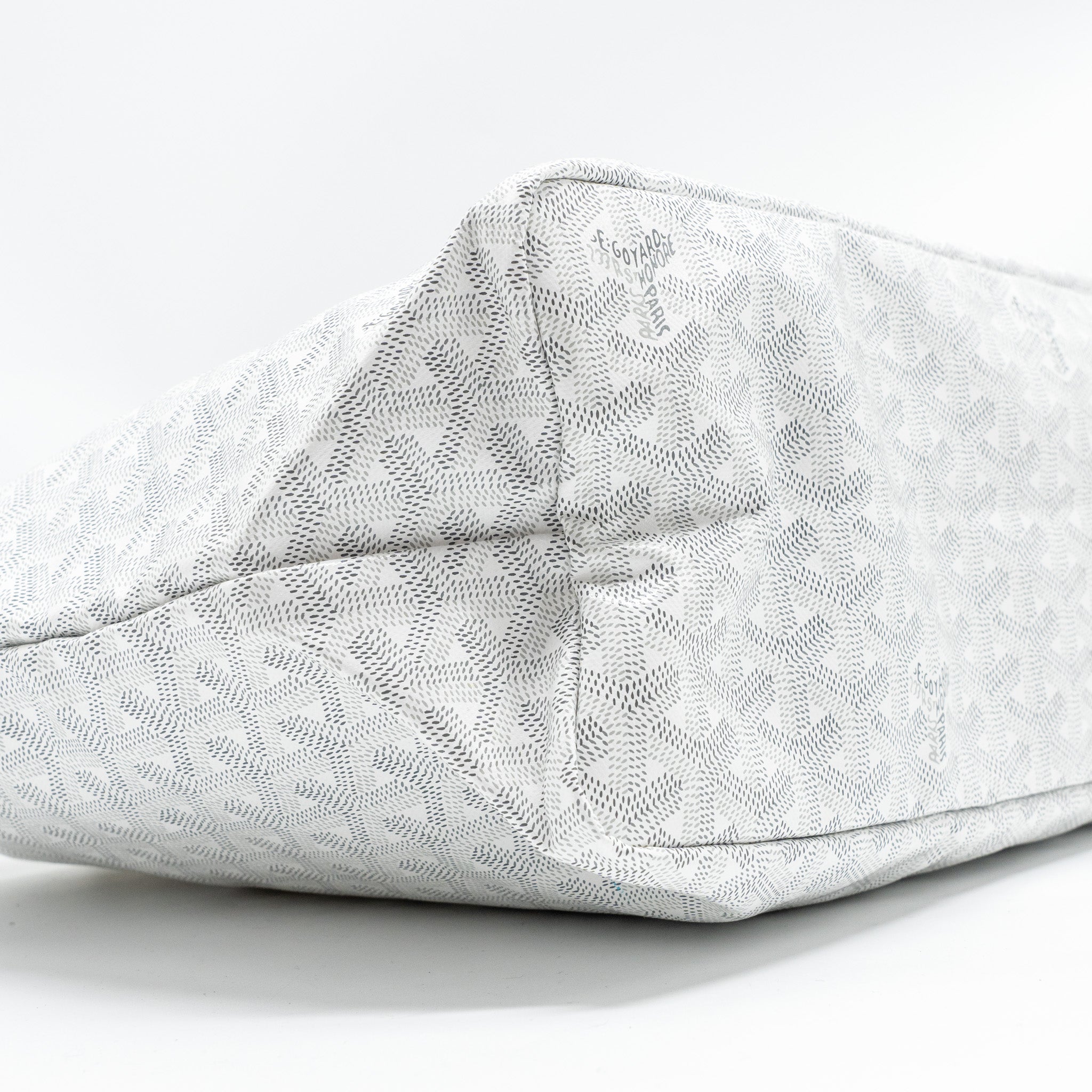 goyard-saint-louis-pm-tote-bag
