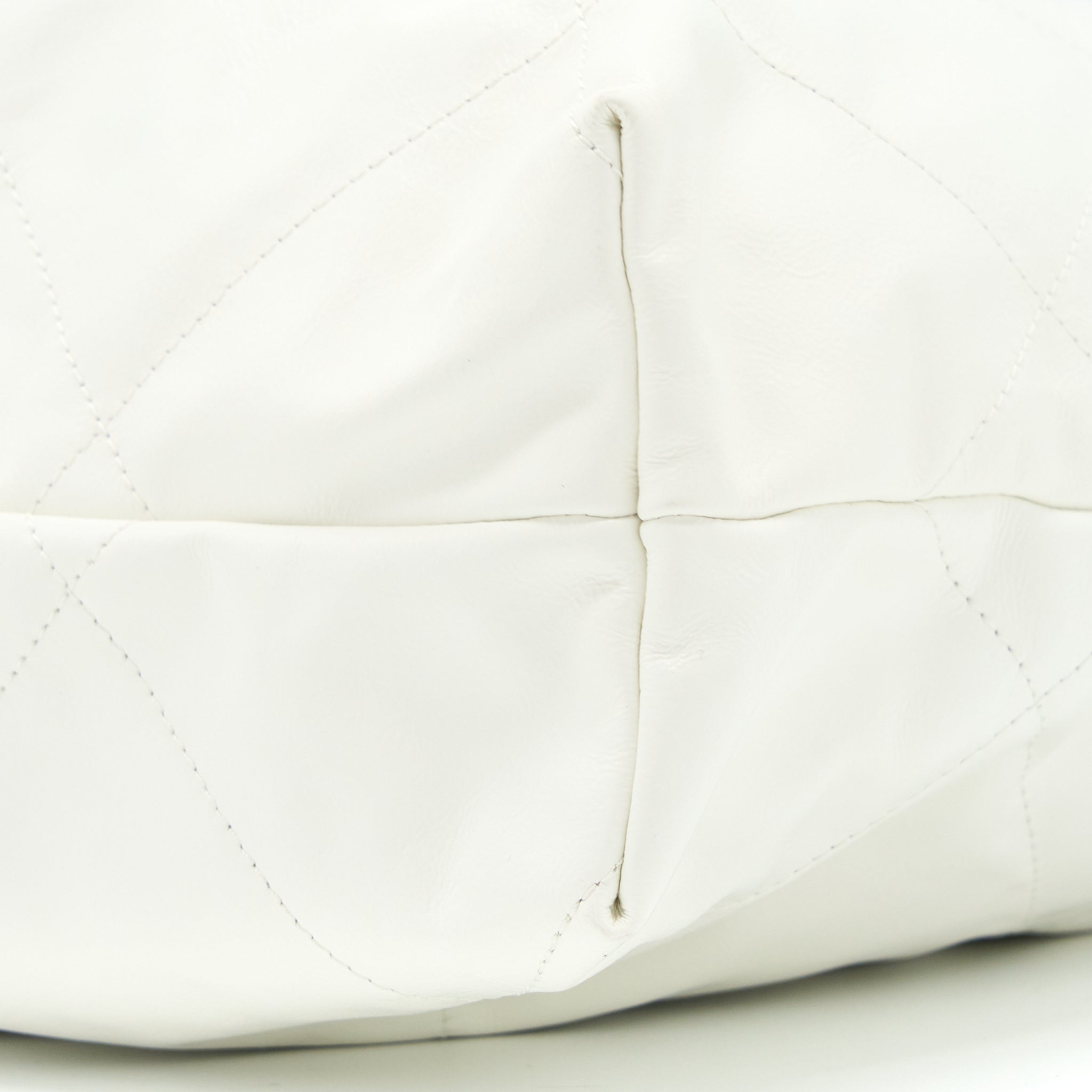 chanel-large-22-bag-calfskin-white-brushed-ghw-microchip