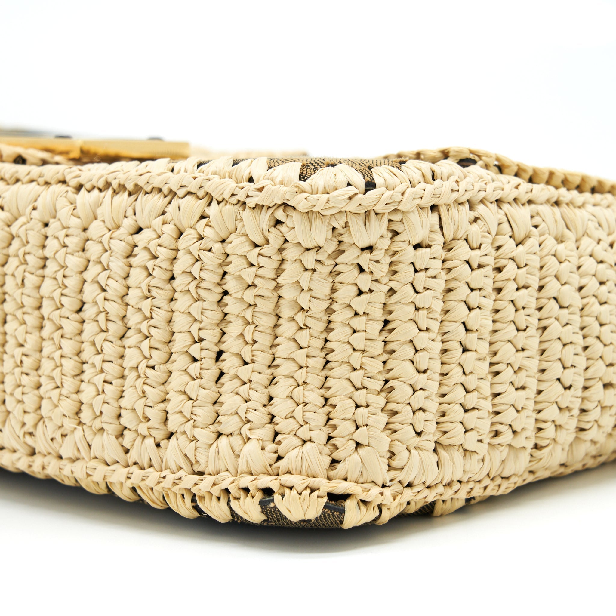 fendi-baguette-shoulder-bag-fabric-brown-cream