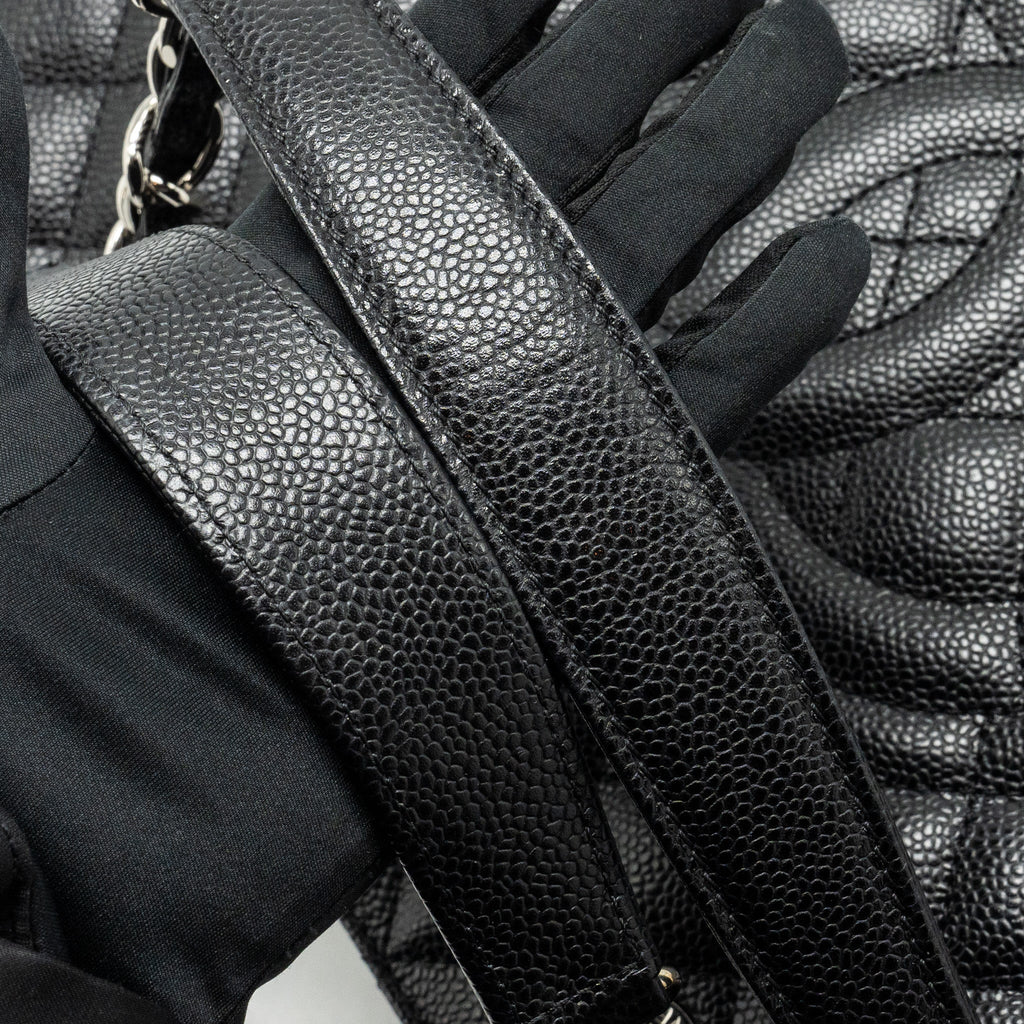 chanel-grand-shopping-tote-caviar-black-shw-2