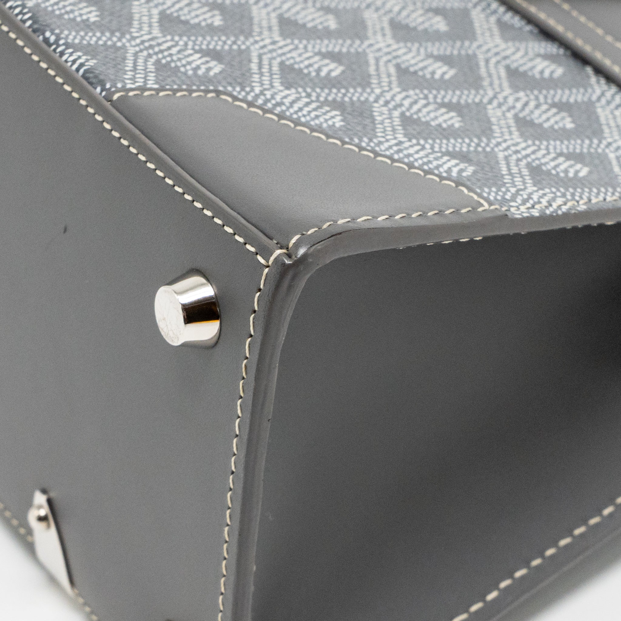 goyard-grey