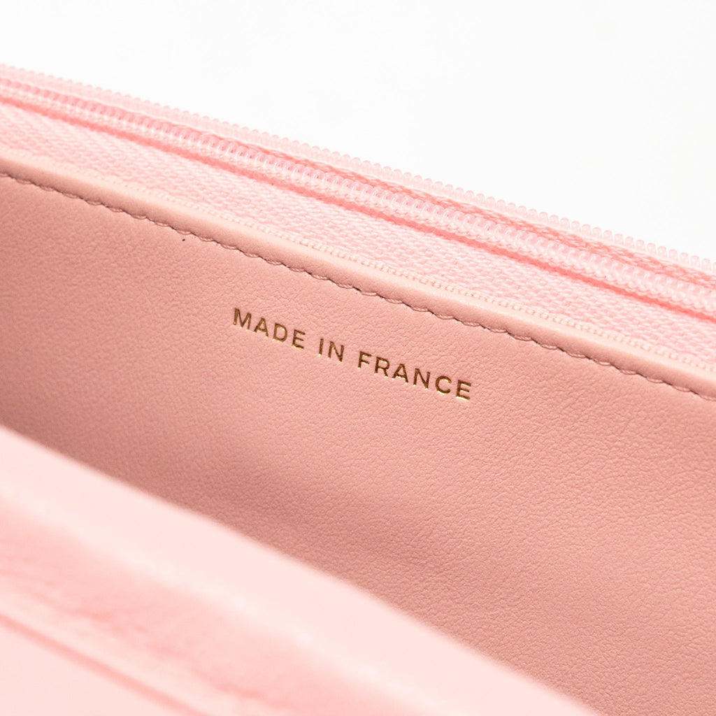 chanel-classic-wallet-on-chain-caviar-pink-lghw-microchip