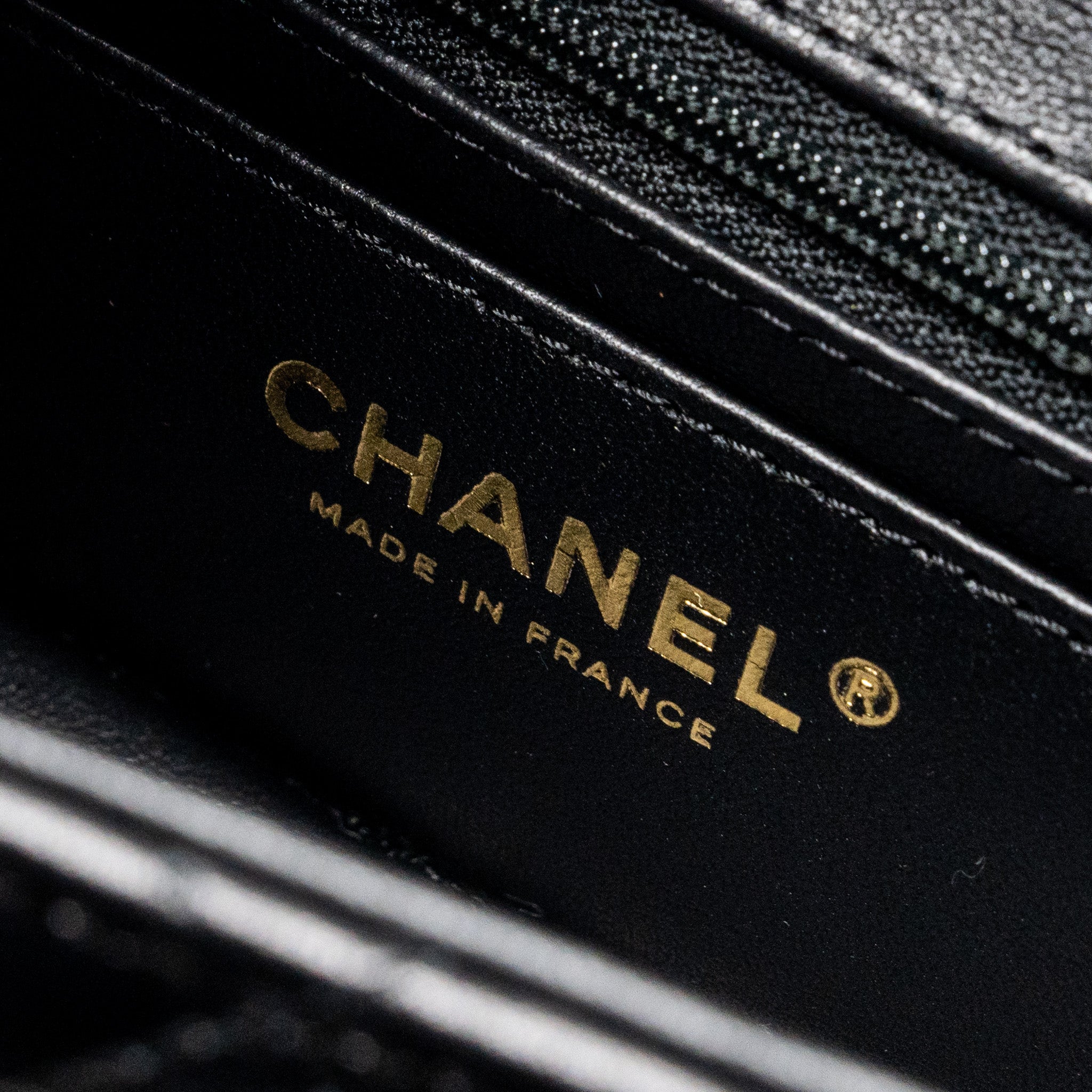 chanel-23k-top-handle-vanity-bag-shiny-calfskin-black-ghw-microchip