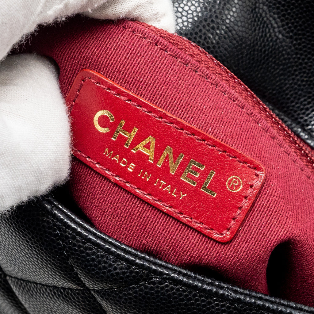 chanel-twist-your-button-quilted-flap-bag-caviar-black-ghw-microchip-copy