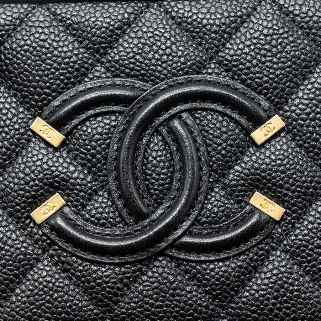 chanel-filigree-vanity-case-caviar-black-ghw-1