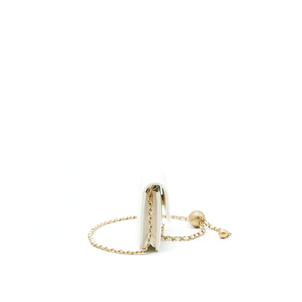 chanel-pearl-crush-mini-flap-belt-bag-white-lambskin-ghw