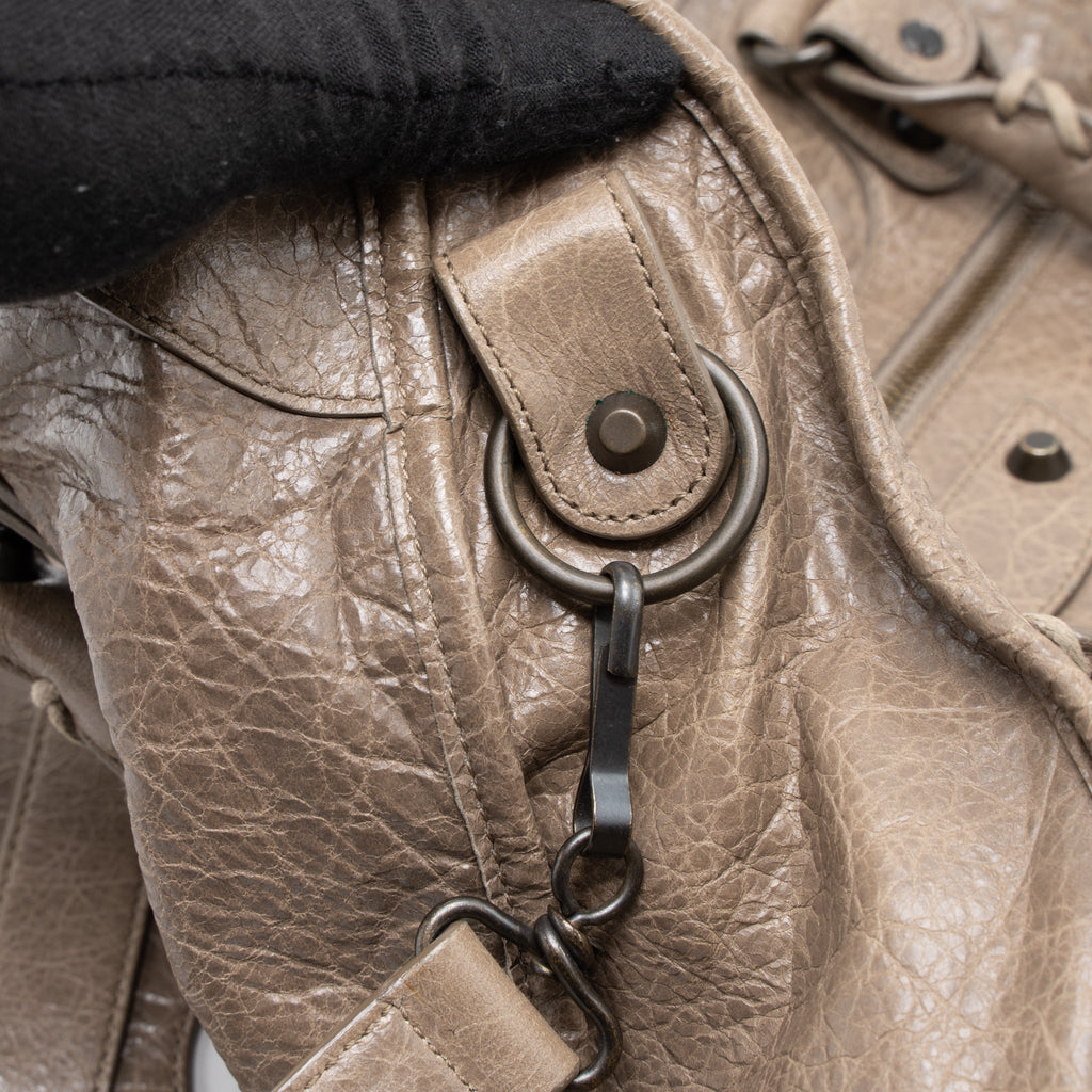 balenciaga-classic-city-bag-light-brown-ruthenium-hardware