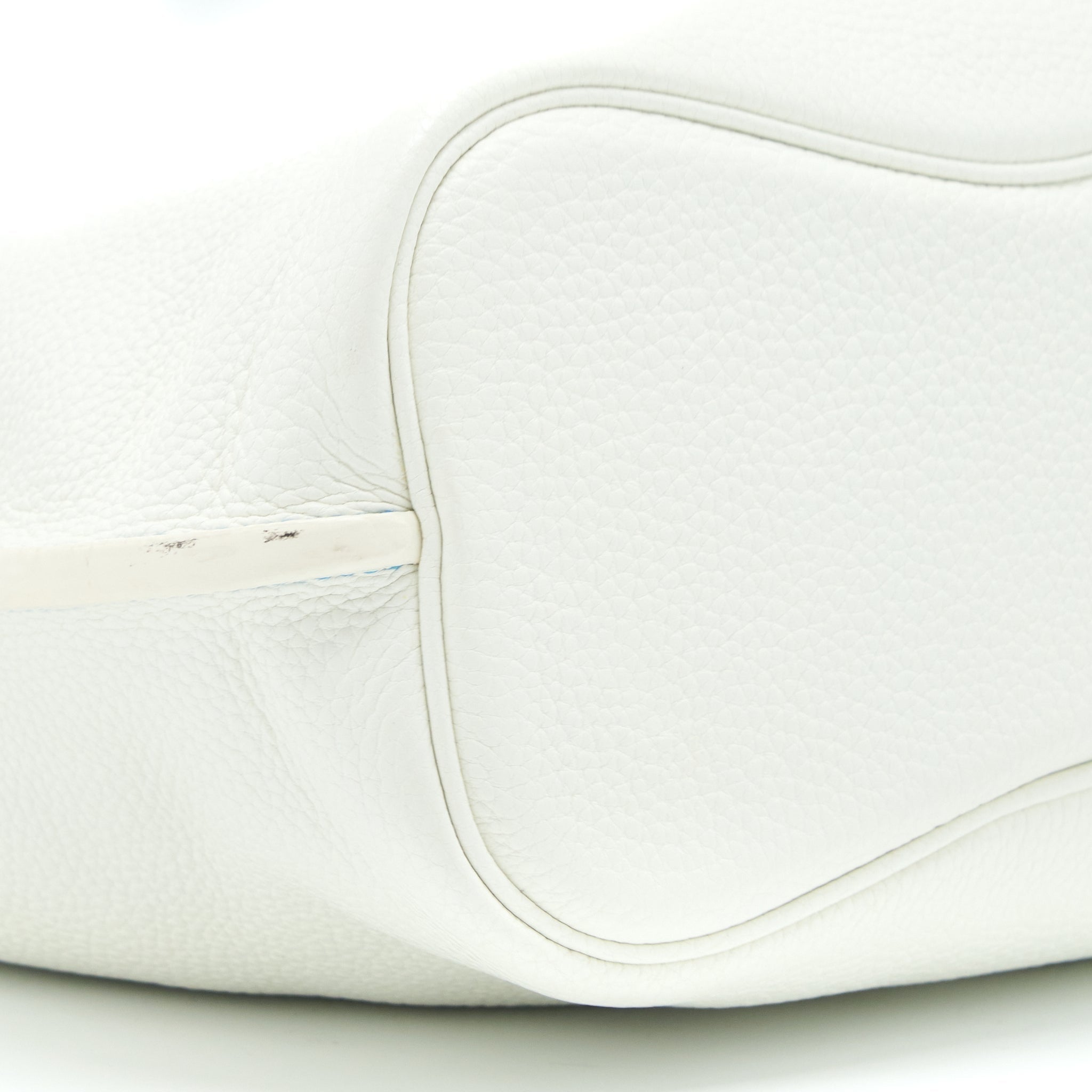 hermes-so-kelly-26-blanc-blue-shw-stamp-square-o